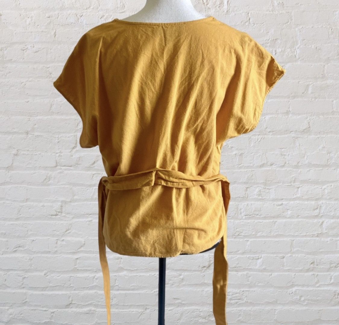 Other LIPSLIDE MUSTARD SHORT SLEEVE BUTTON UP BELTED BLOUSE TOP Size L / US 10 / IT 46 - 7 Thumbnail