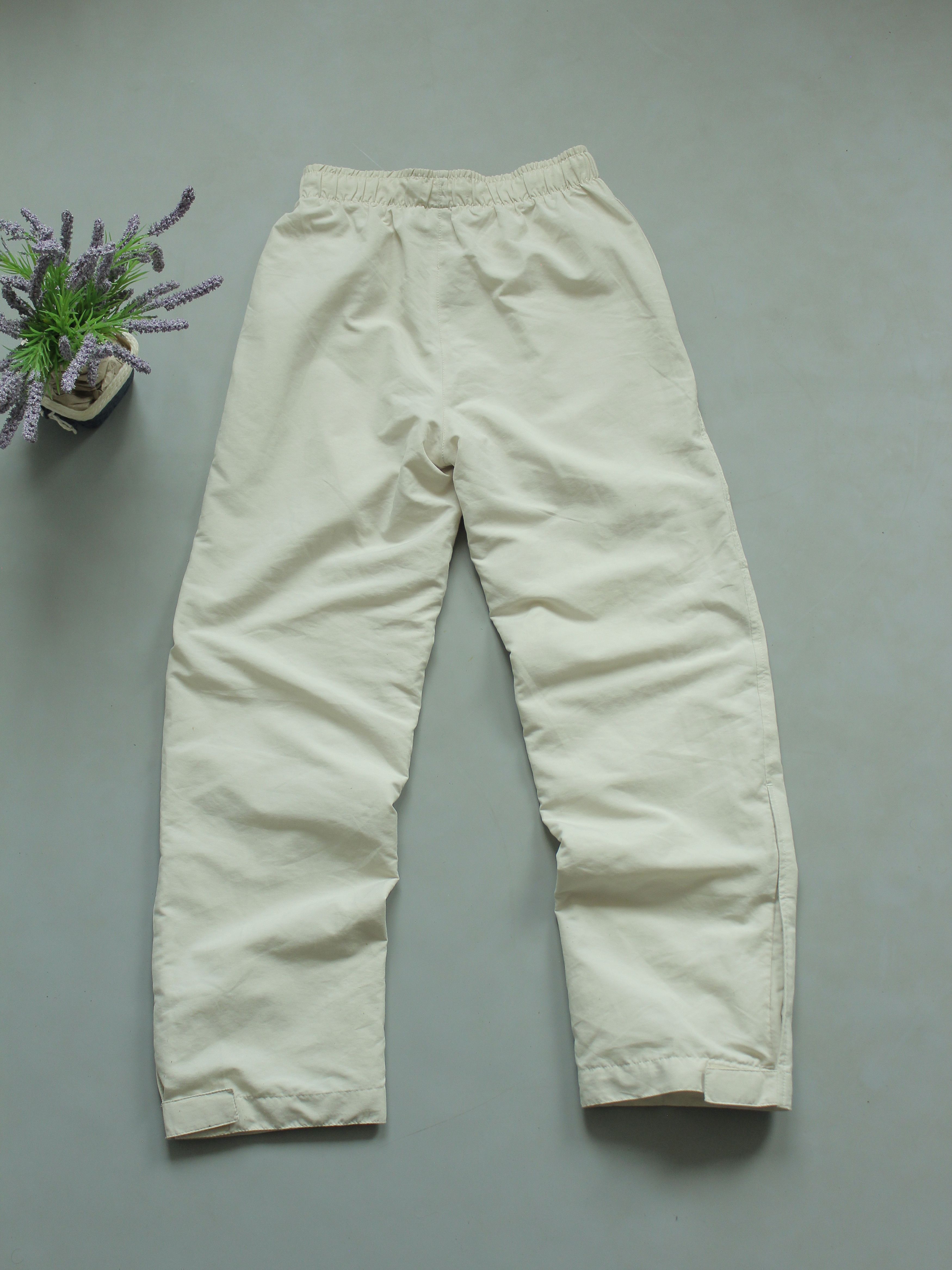 Nike × Vintage Nike Vintage Youth M Womens XS-S Beige Milky Pants Swoosh Size 28" / US 6 / IT 42 - 2 Thumbnail