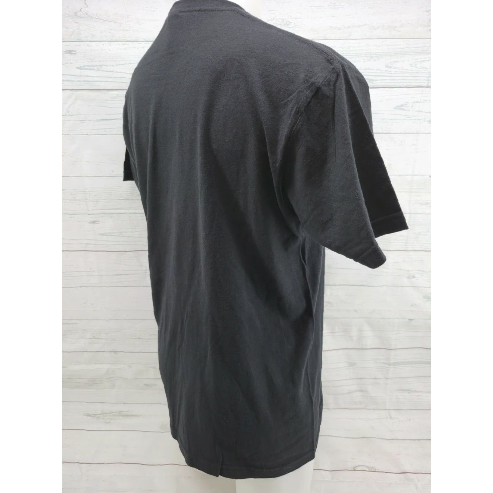 Tultex Halloween One Good Scare Men's T Shirt Knife Everyones Entitled Size Large Size US L / EU 52-54 / 3 - 5 Thumbnail