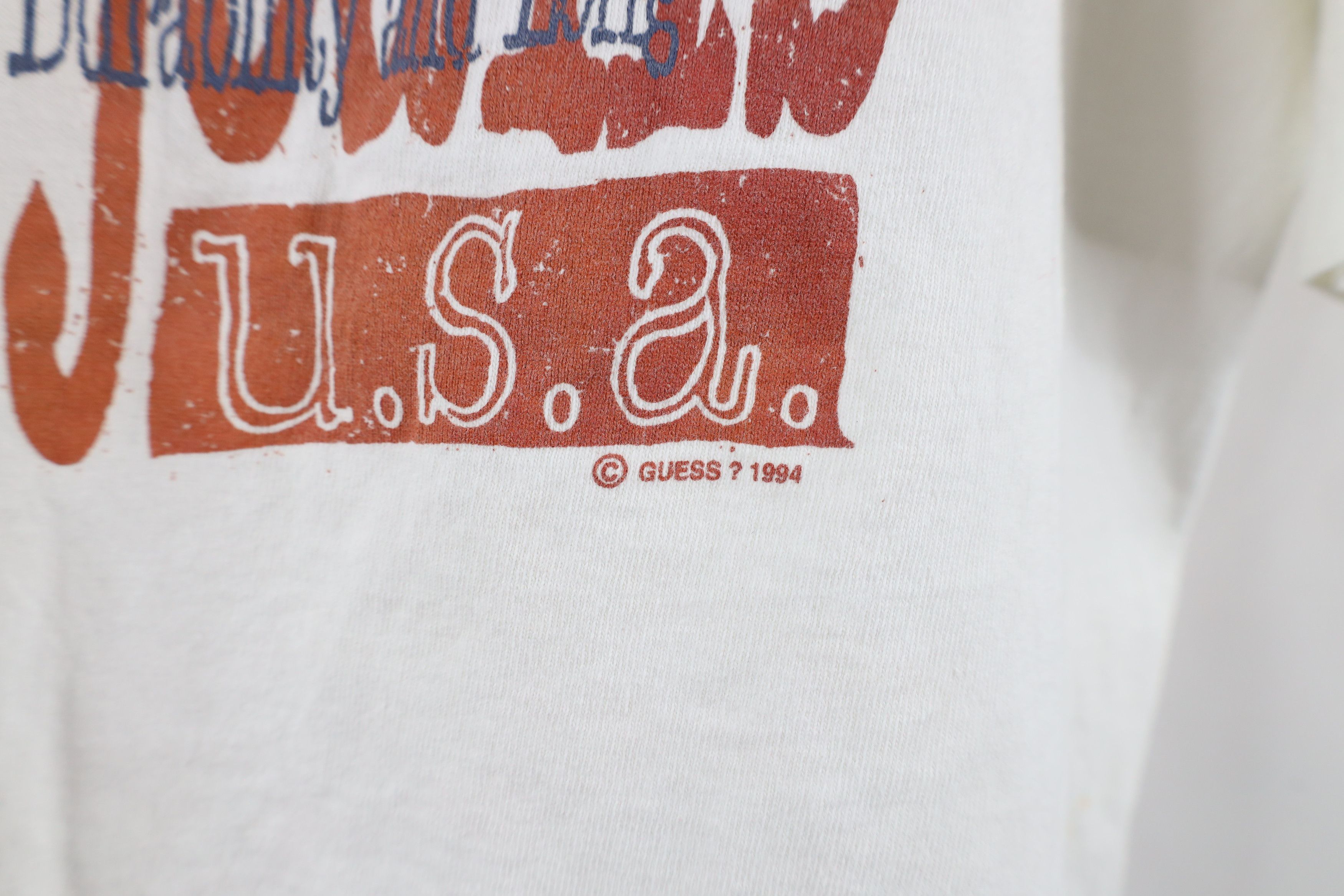 Guess Vintage 90s Guess Spell Out Work Wear T-Shirt White USA Size US L / EU 52-54 / 3 - 5 Thumbnail