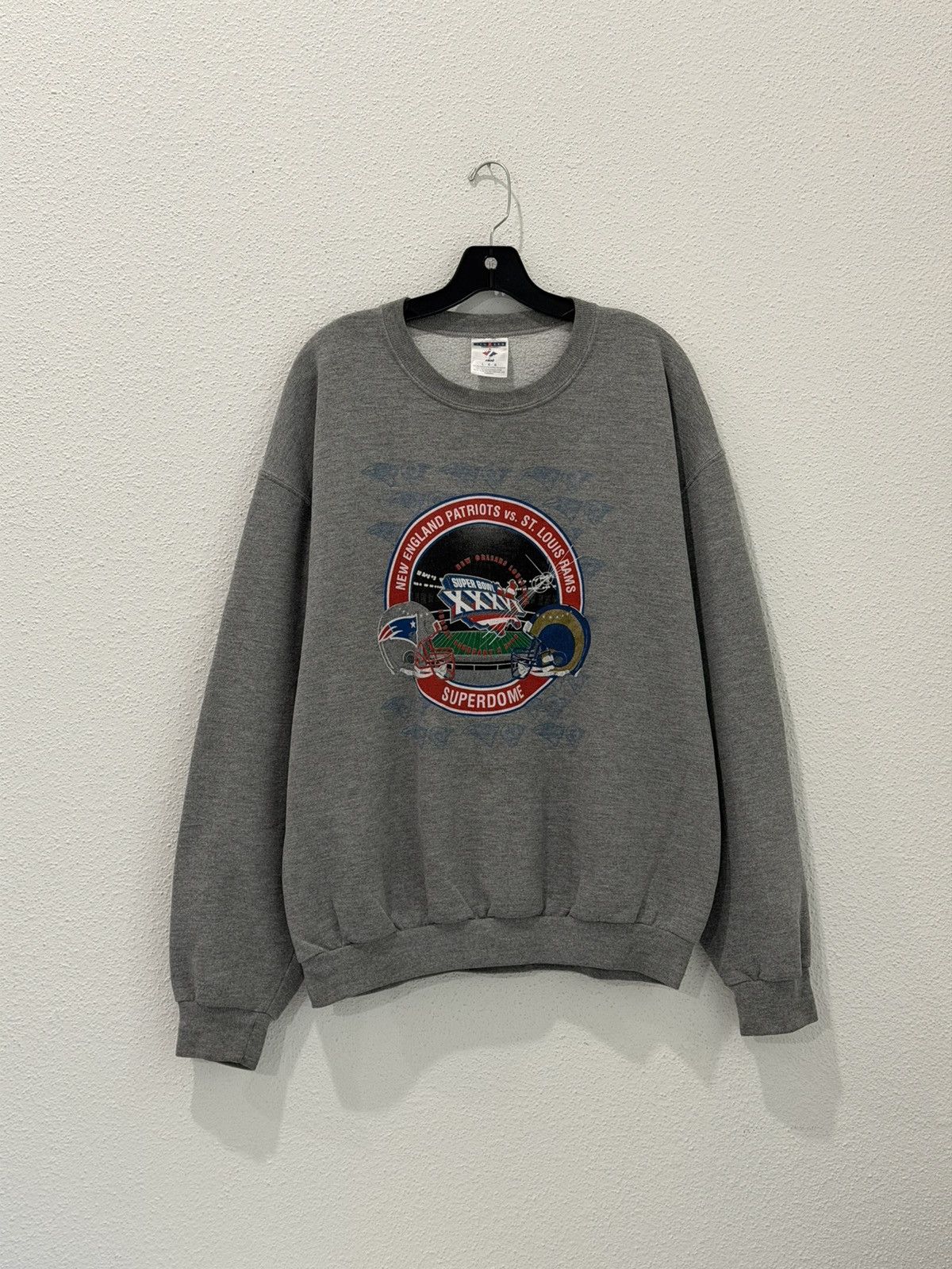 NFL Vintage 2002 Super Bowl XXXVI Patriots Vs Rams Crewneck Larg Size US L / EU 52-54 / 3 - 1 Thumbnail