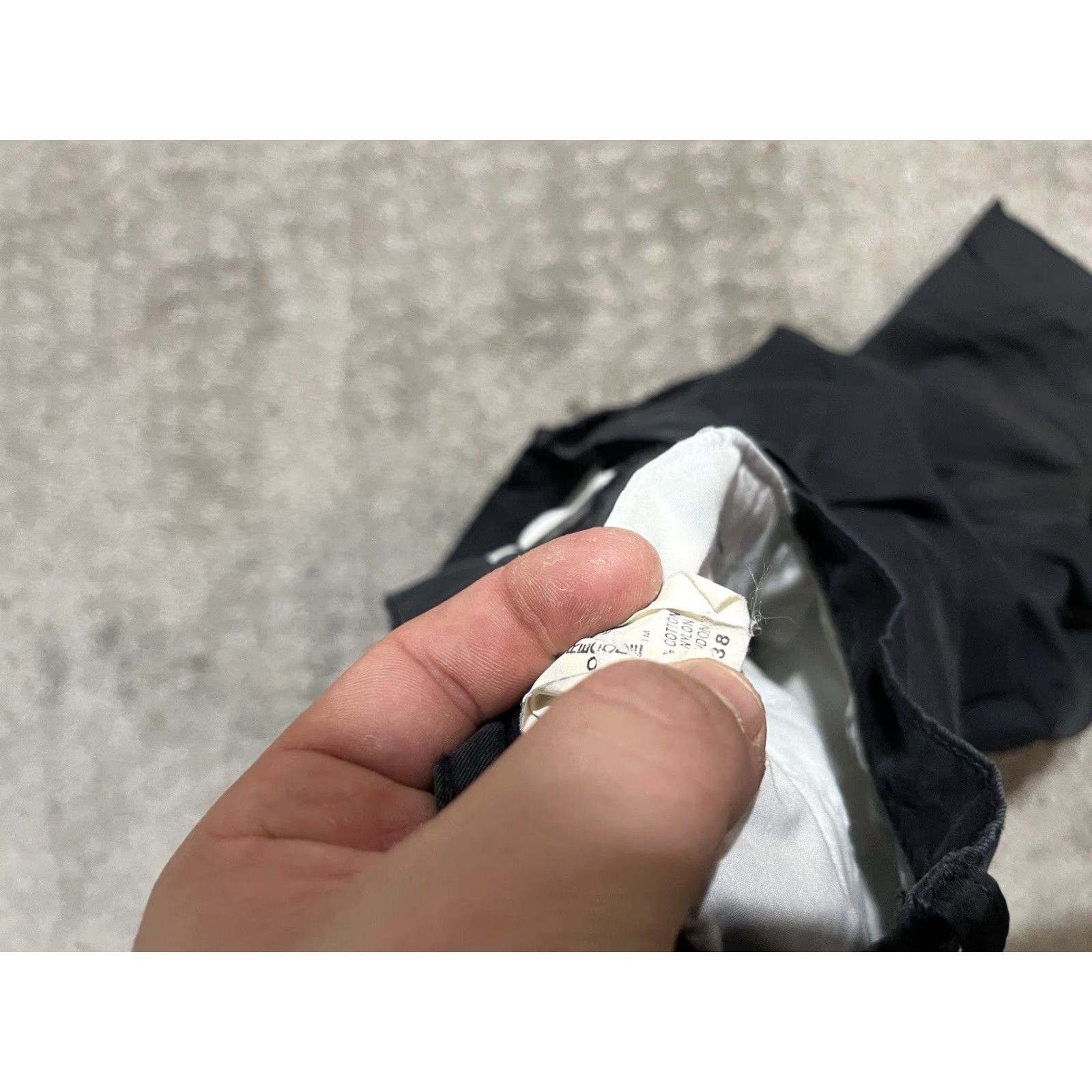 Dockers VINTAGE DOCKERS Recode Shorts Mens 38 Black Pleated Weathered Short Canvas Chin o Regular Rise High 9in Belt Loops Pockets Z ip Fly Casual 38 Mens Size US 38 / EU 54 - 4 Thumbnail
