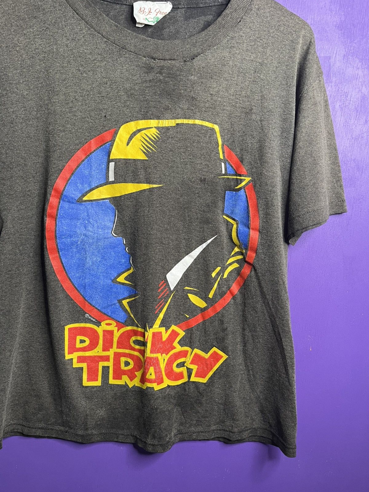 Vintage Vintage 90s Dick Tracy big logo faded t-shirt Size US M / EU 48-50 / 2 - 3 Thumbnail