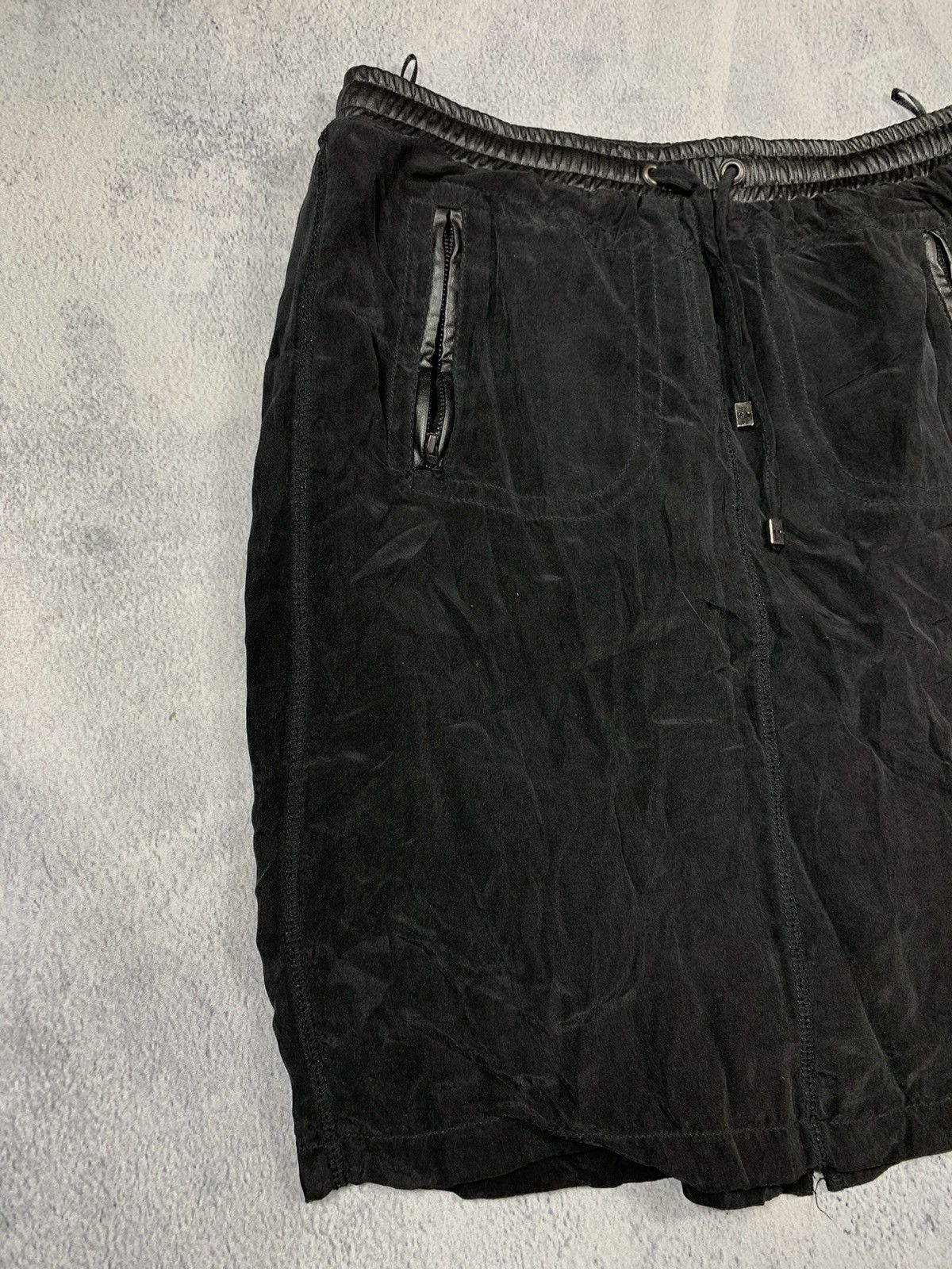 Japanese Brand × Vintage Vintage Y2K Avant Garde bondage mini skirt opium streetwear Size 28" / US 6 / IT 42 - 2 Thumbnail