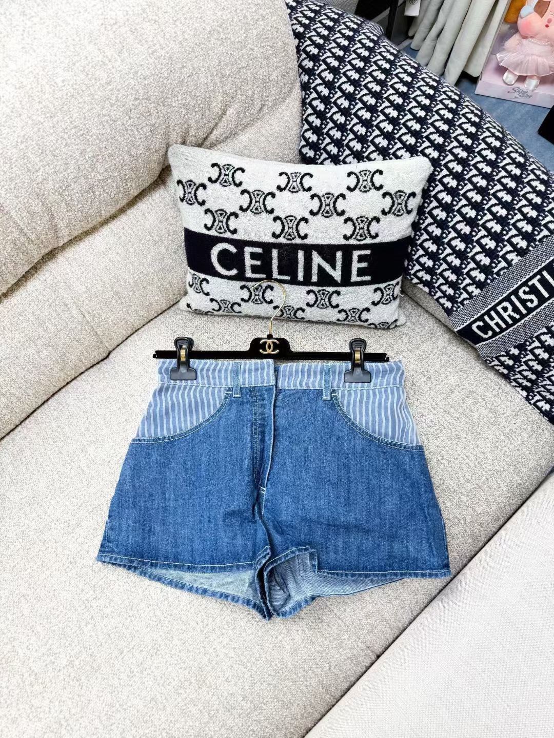 Chanel Chanel Blue Mesh Denim Shorts Size 36" / US 14 / IT 50 - 1 Thumbnail