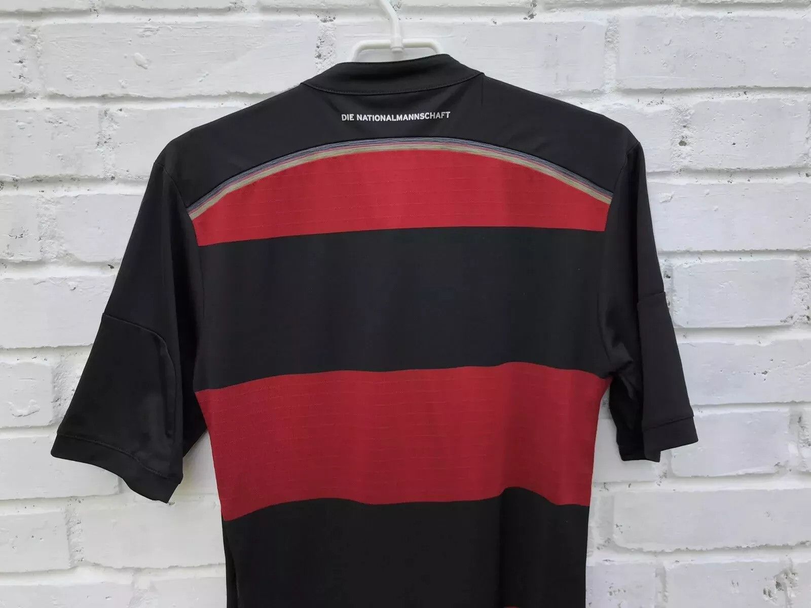 Adidas GERMANY NATIONAL TEAM 2014 2015 AWAY FOOTBALL JERSEY SOCCER Size US S / EU 44-46 / 1 - 6 Thumbnail