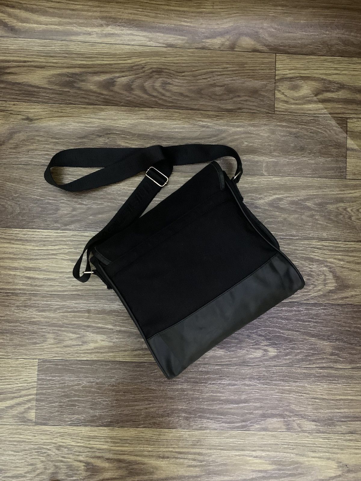 thisisneverthat Japan Vintage Sling Bag THISISNEVERTHAT Size ONE SIZE - 6 Thumbnail