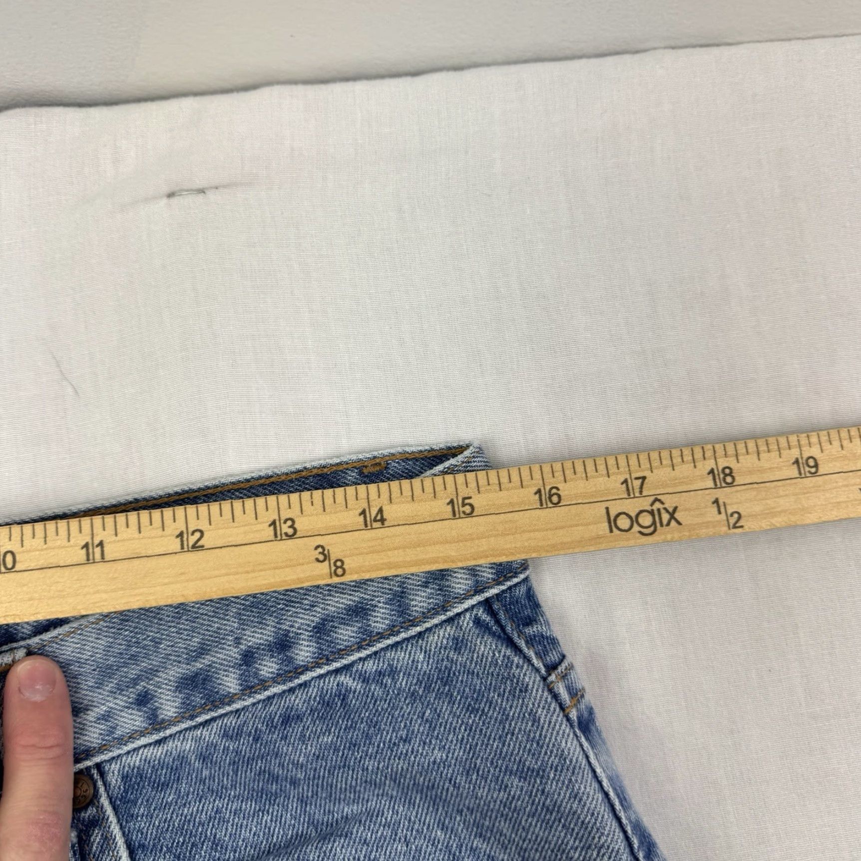 Levi's VINTAGE Levi's 545 Jeans Adult 34x32 Blue Grunge 90s Y2K Brown Tab Levis 545 Jeans Mens Regular 34 Blue 90s Grunge USA Jeans Size US 34 / EU 50 - 6 Thumbnail