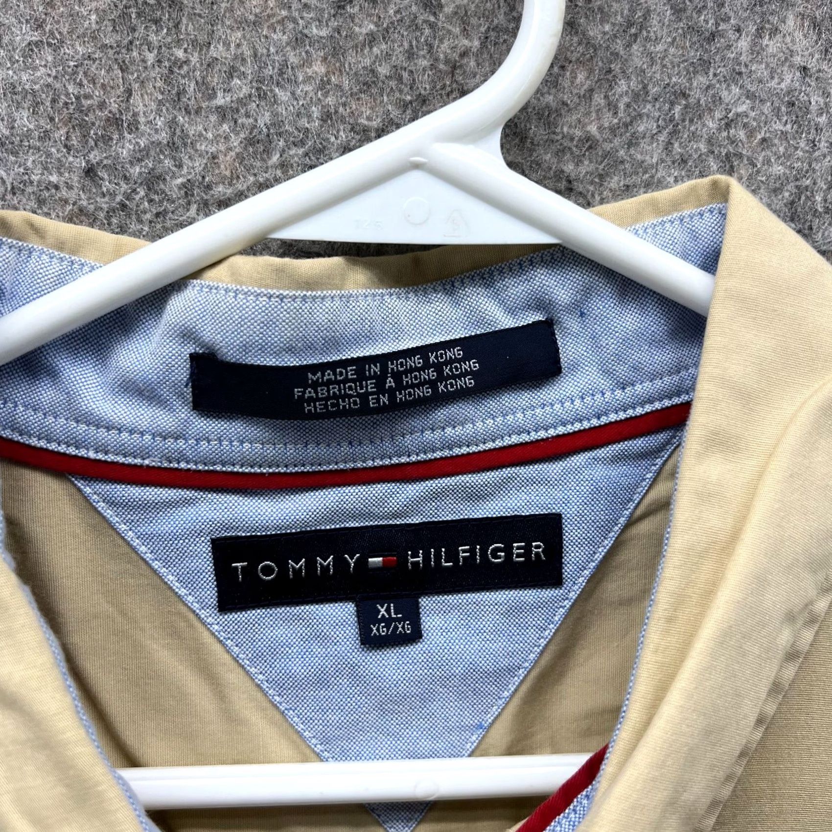 Tommy Hilfiger VINTAGE Tommy Hilfiger Shirt Mens XL Tan Casual Button Up Pocket Outdoors Camp Shirt Size US XL / EU 56 / 4 - 3 Thumbnail