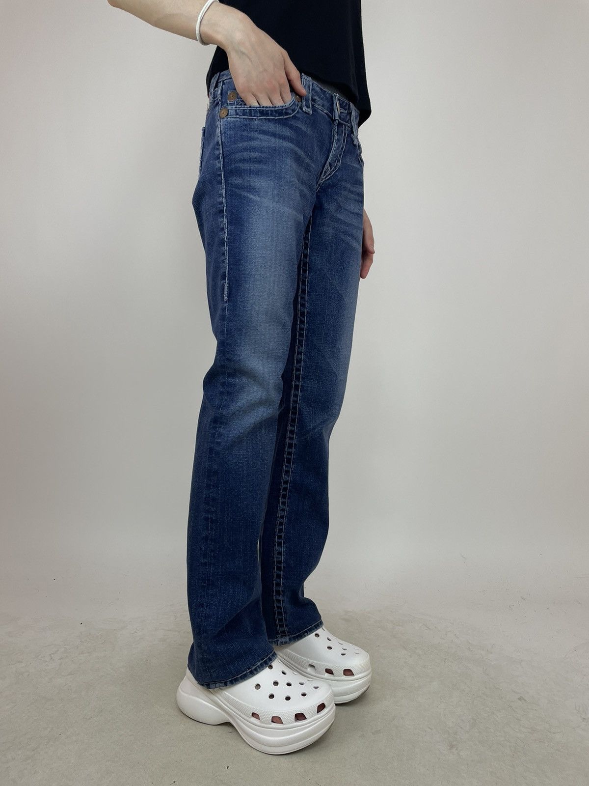 True Religion True Religion Flared Jeans low rise Womens size 28 Size 28" / US 6 / IT 42 - 5 Thumbnail