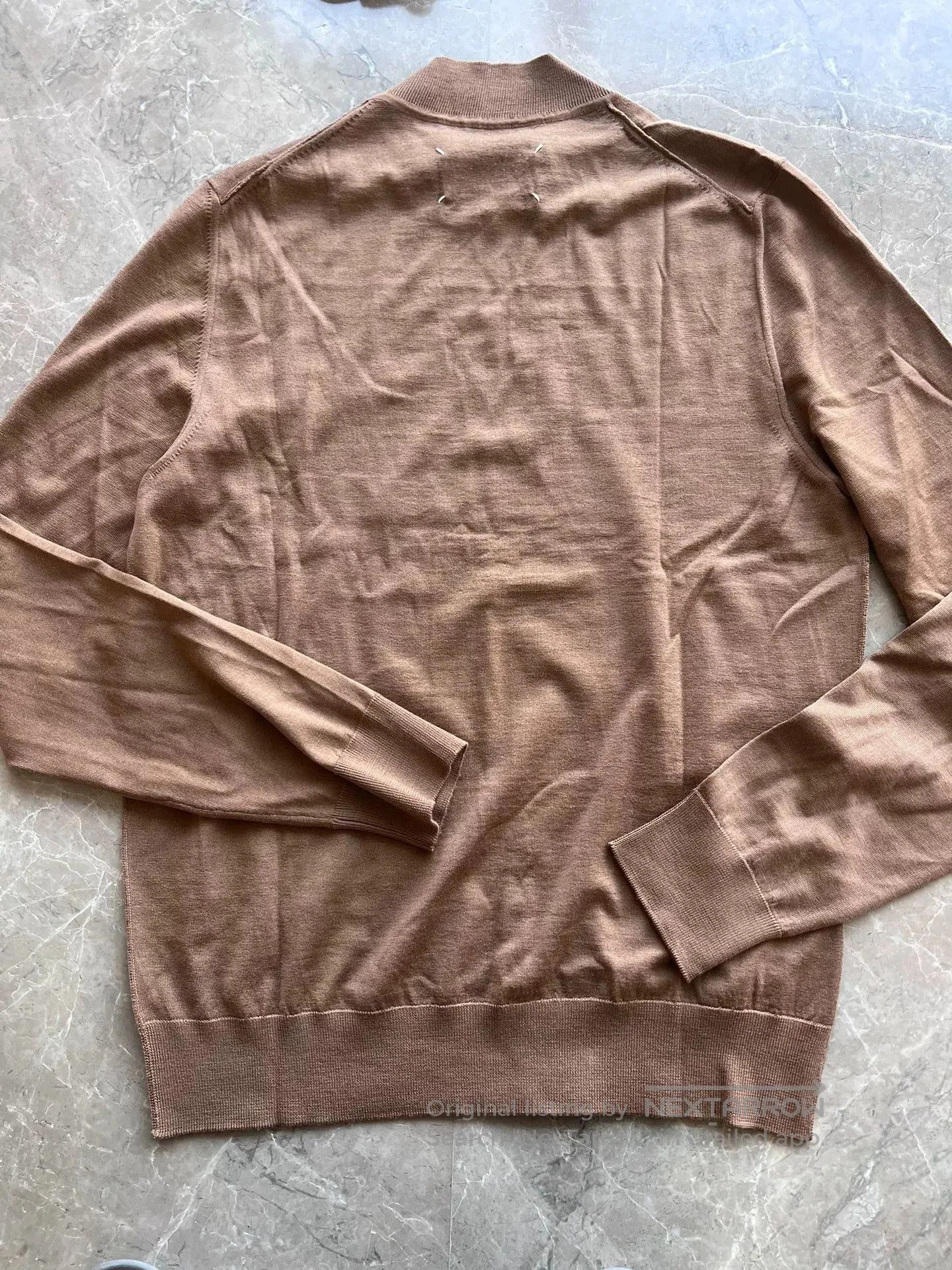 Maison Margiela maison margiela chocolate brown sweater. Size L / US 10 / IT 46 - 1 Thumbnail