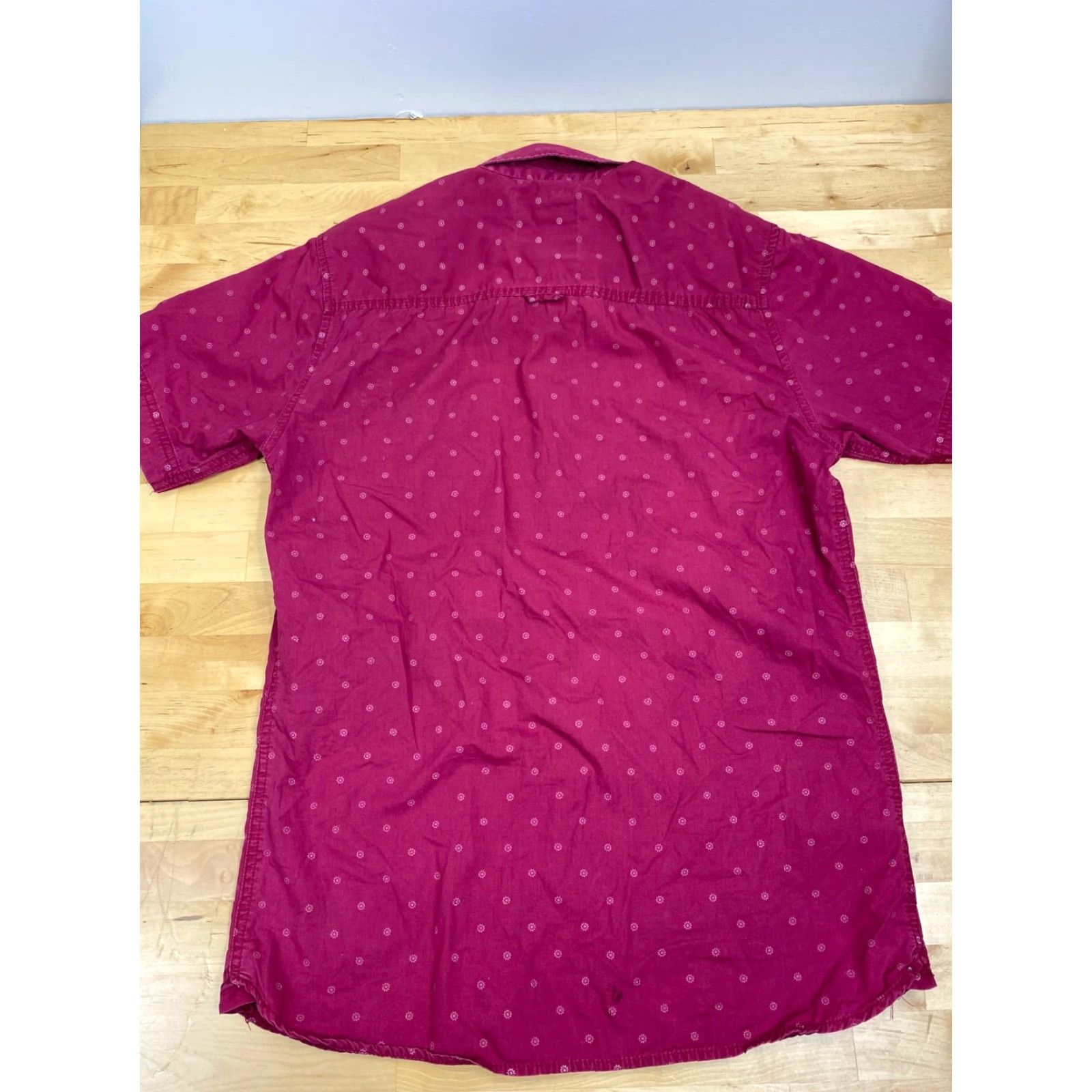 Cotton On Cotton On 1991 Button-Down Shirt Mens Short Sleeve Pocket Red Size S Size US S / EU 44-46 / 1 - 2 Thumbnail