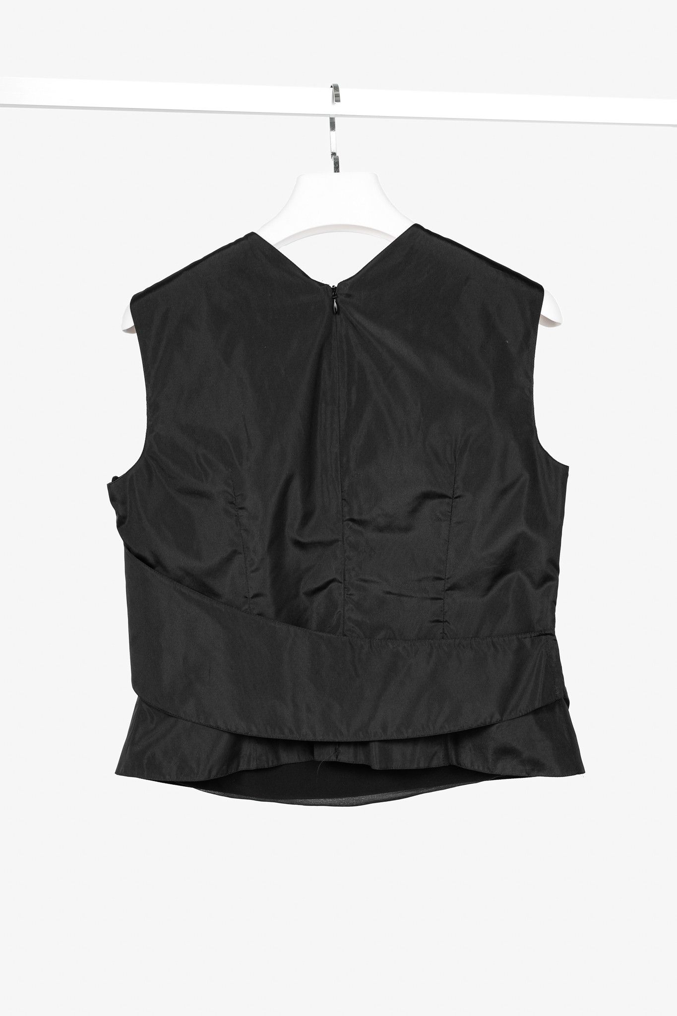 Giorgio Armani Giorgio Armani Black Silk Taffeta Draped Top Size XL / US 12-14 / IT 48-50 - 2 Thumbnail