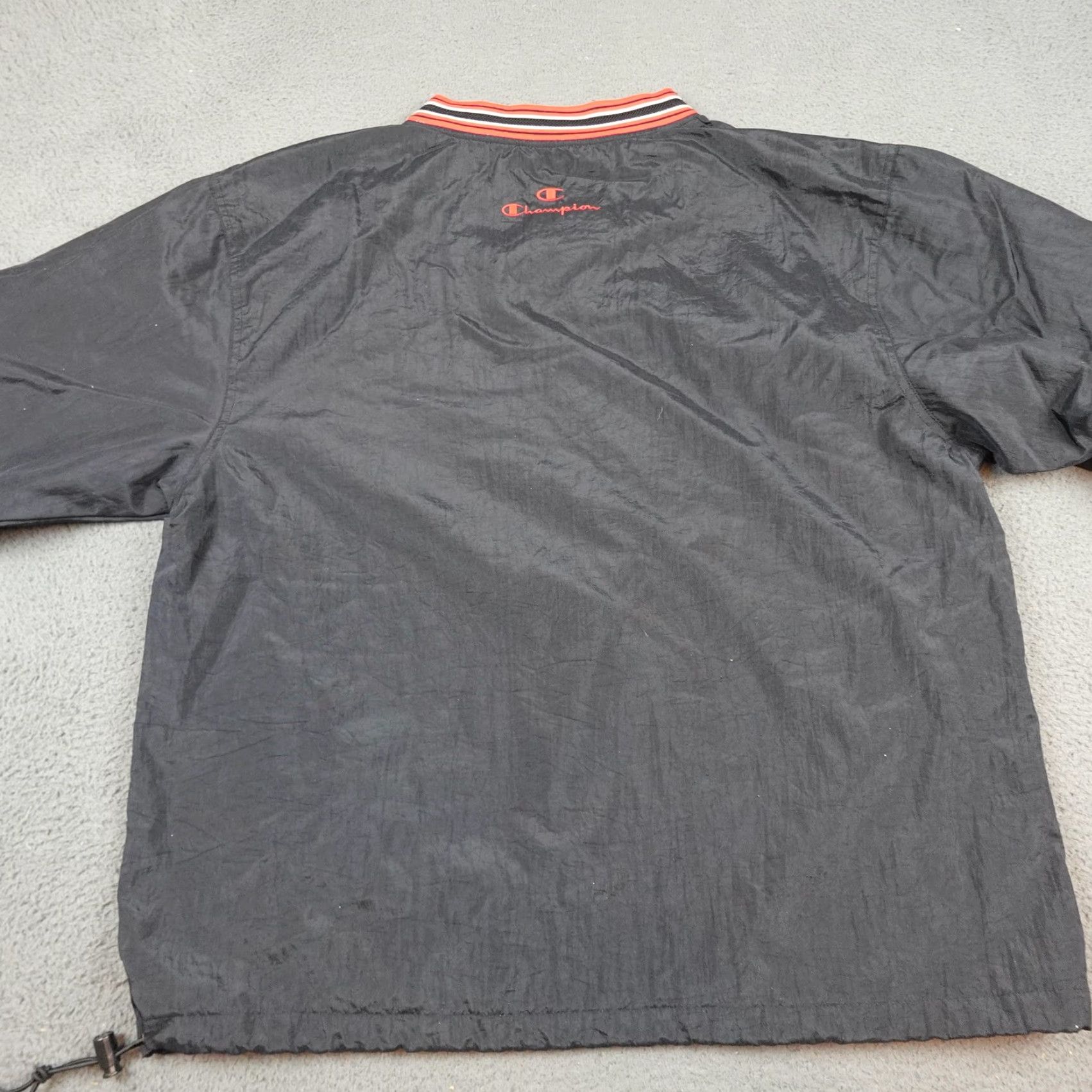 Champion Champion Windbreaker Jacket Mens L Black V-Neck Pullover Taz Looney Tunes Size US L / EU 52-54 / 3 - 7 Thumbnail