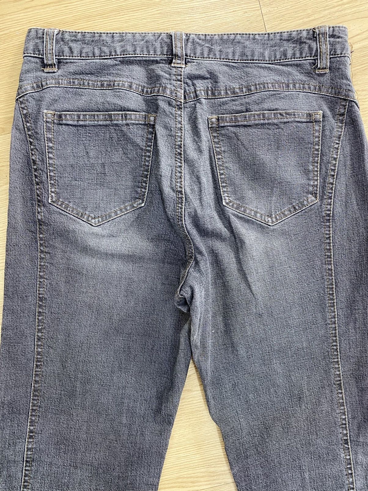 Japanese Brand Vintage Japanese Brand Embroidery Flaired Jeans Size US 29 - 4 Thumbnail