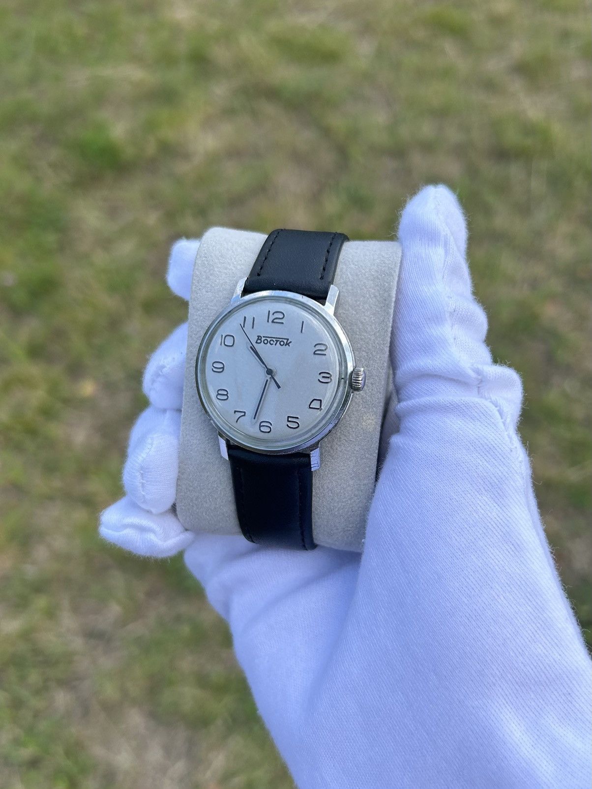 Vintage Vintage Vostok Watch USSR Soviet Mechanical Authentic 1980s Size ONE SIZE - 13 Thumbnail