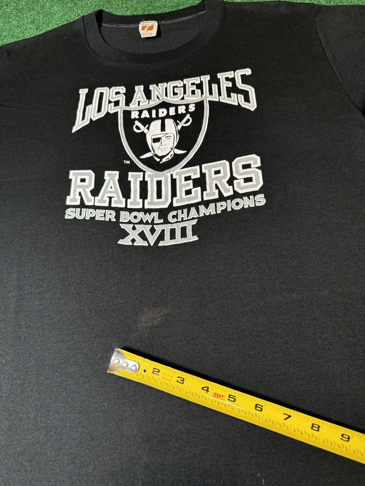 Logo 7 × Vintage Vintage 80s Los Angeles Raiders Super Bowl Champions T Shirt Size US XL / EU 56 / 4 - 7 Thumbnail