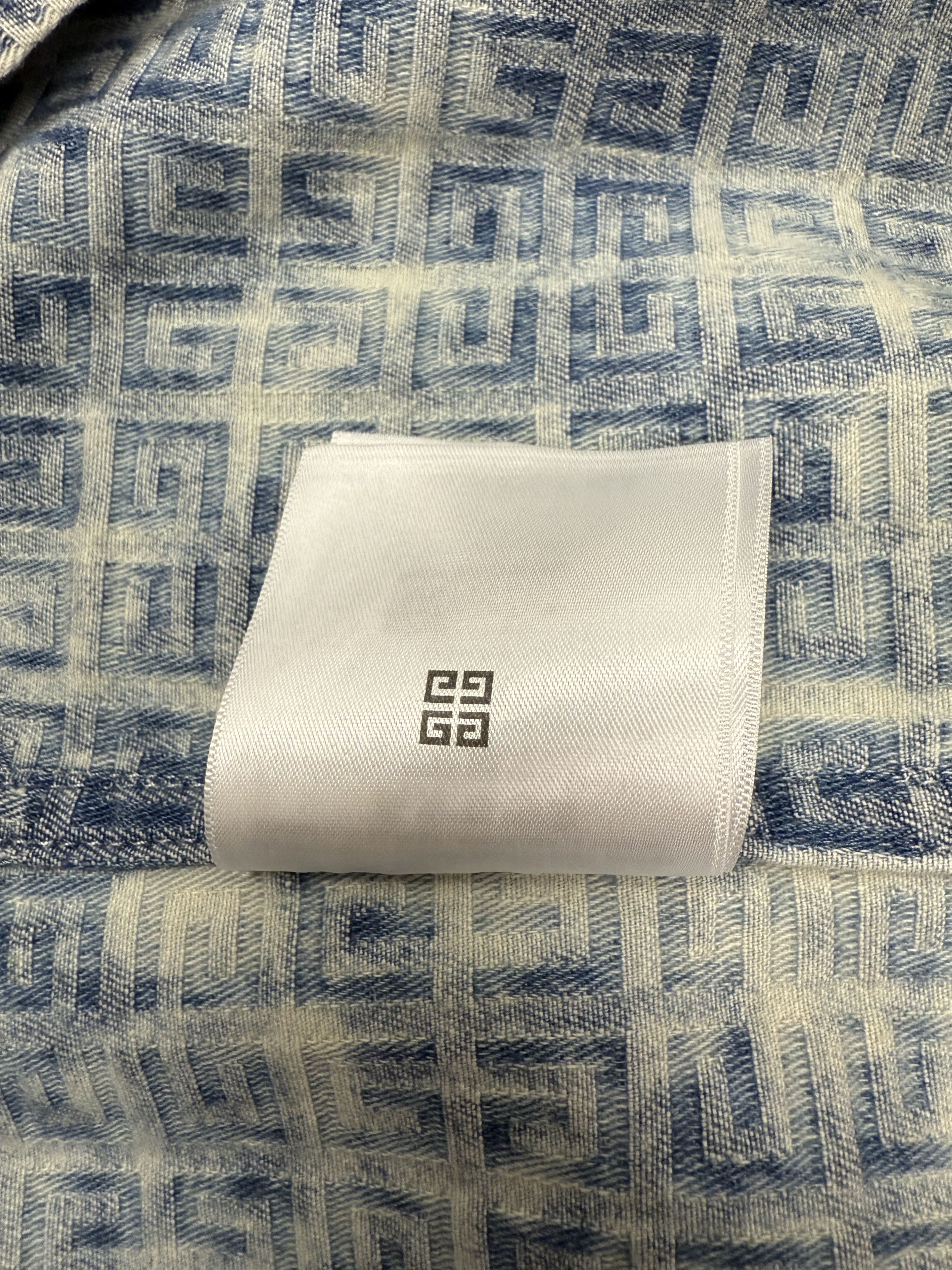 Givenchy Givenchy Monogram Denim Zip-Up Shirt Size US XL / EU 56 / 4 - 6 Thumbnail