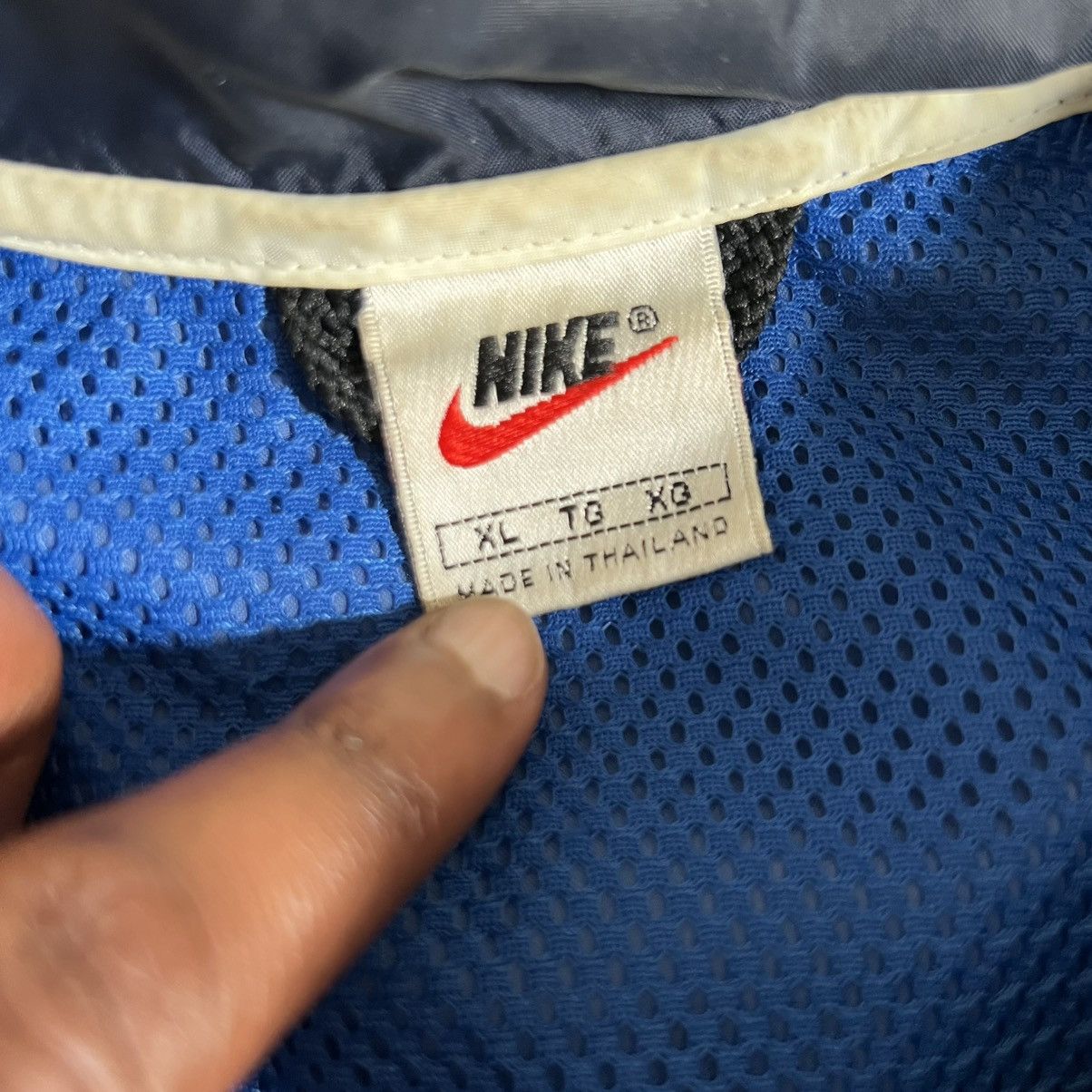 Nike Vintage Nike Jacket XL Blue Windbreaker Lightweight Track Size US XL / EU 56 / 4 - 7 Thumbnail