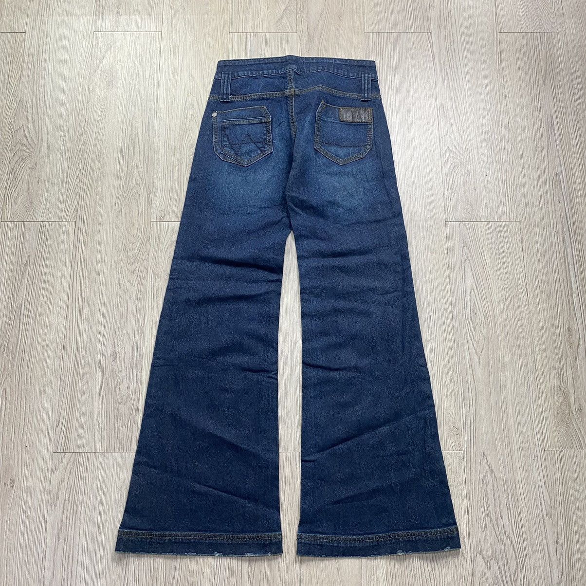 If Six Was Nine × Japanese Brand × Le Grande Bleu (L.G.B.) BUNDLE DEALS ! SouthPole Tees + Wrangler Flare jeans Size US 30 / EU 46 - 6 Thumbnail