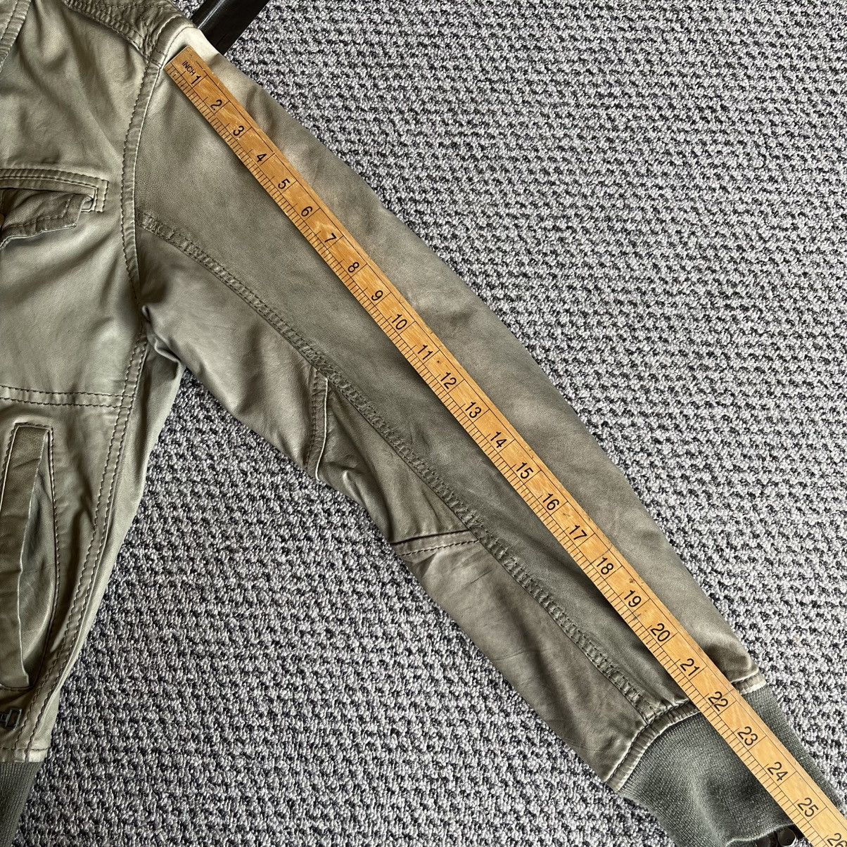 Diesel Diesel Leather Jacket Classic Vintage Prefer Size S to M Size US M / EU 48-50 / 2 - 20 Thumbnail