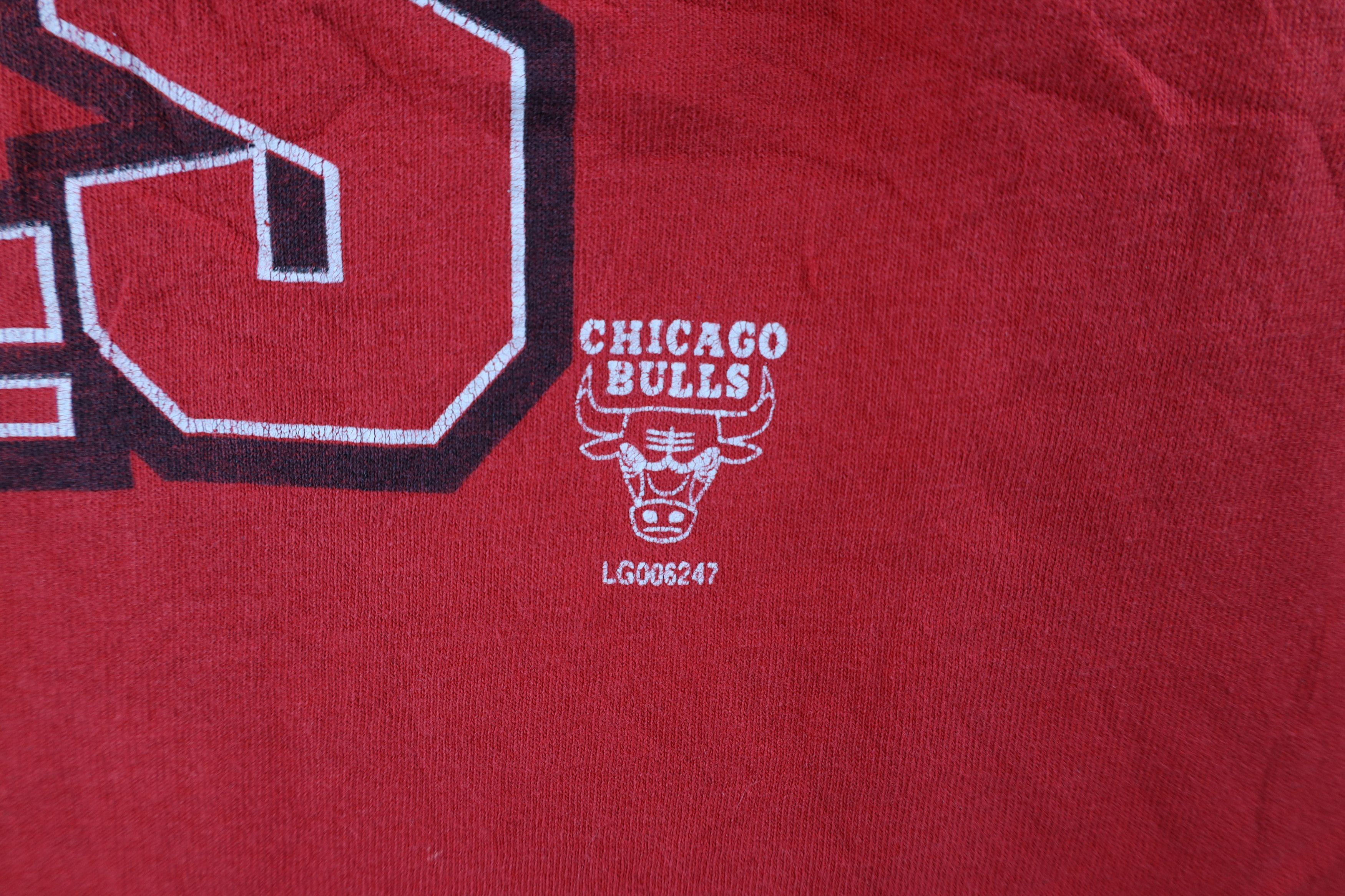 Vintage Vintage 90s Michael Jordan Chicago Bulls Basketball T-Shirt Size US XL / EU 56 / 4 - 8 Thumbnail