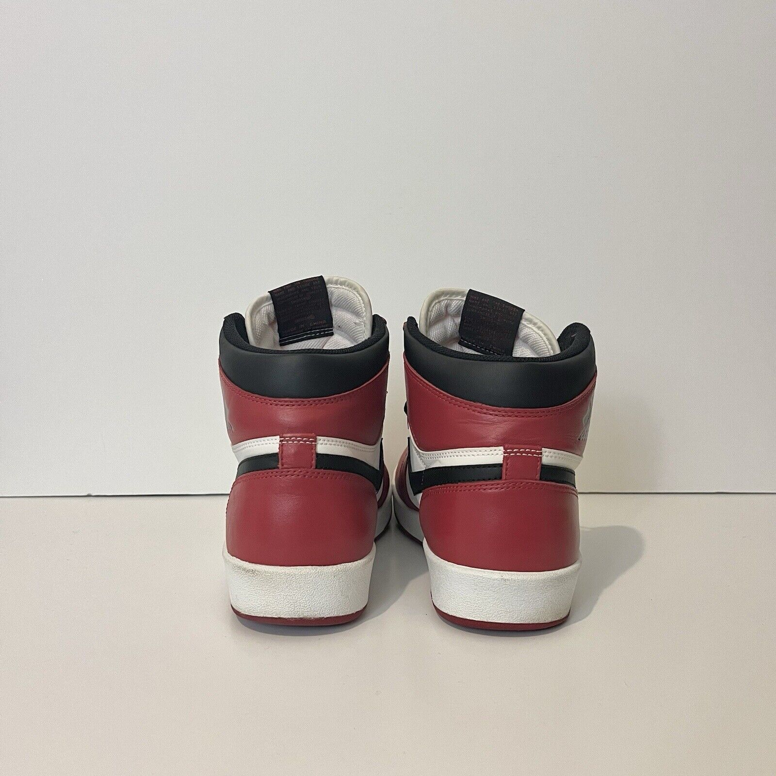 Jordan Brand 2015 Air Jordan 1.5 Chicago 768861-601 Sz 10 Size US 10 / EU 43 - 5 Thumbnail