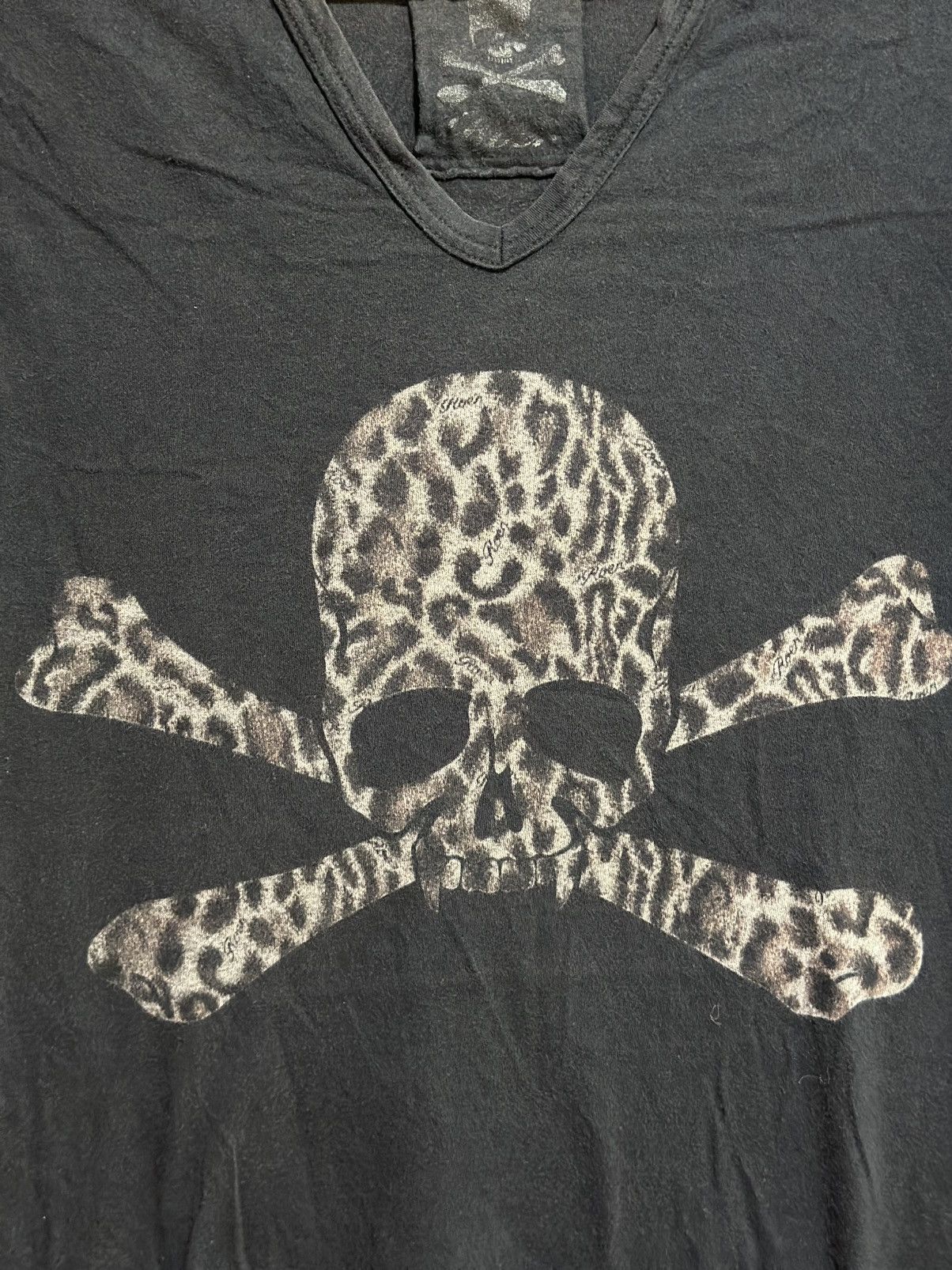 Japanese Brand Vintage Roen Skull Sun Faded Tee Size US S / EU 44-46 / 1 - 2 Thumbnail