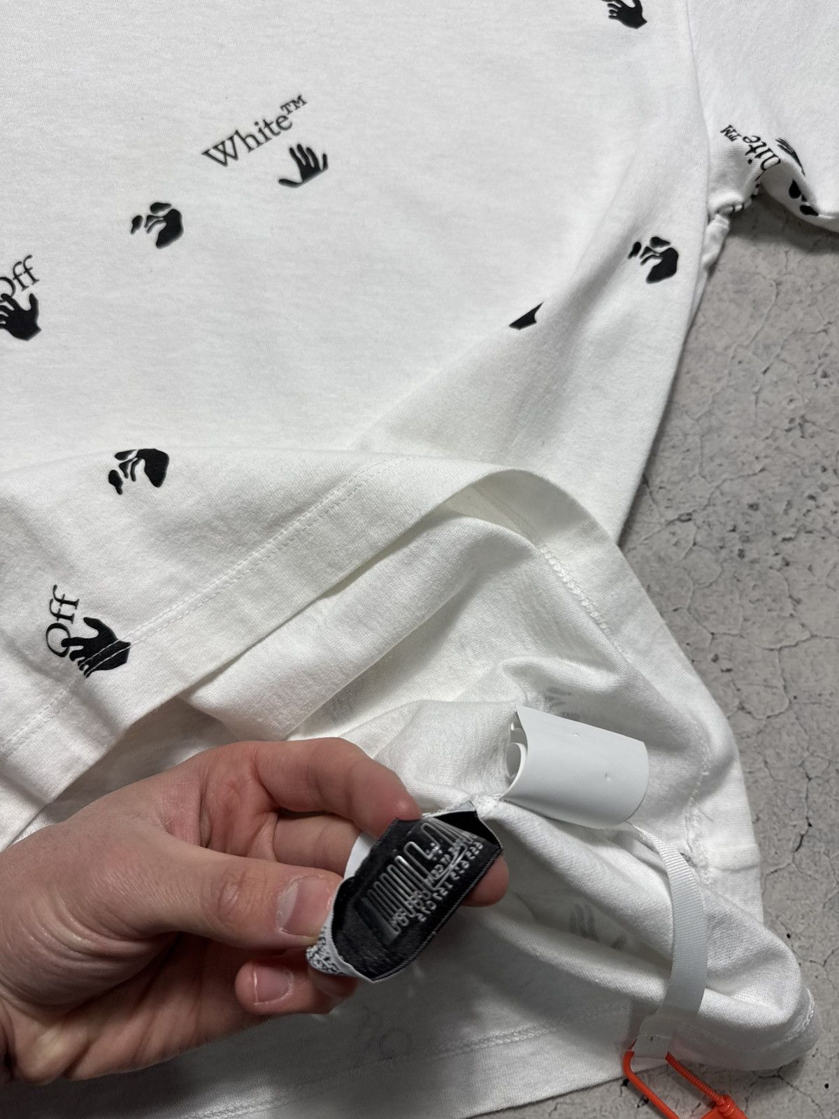 Off-White Off-White Monogram Luxury T-Shirt White Size S Size US S / EU 44-46 / 1 - 12 Thumbnail