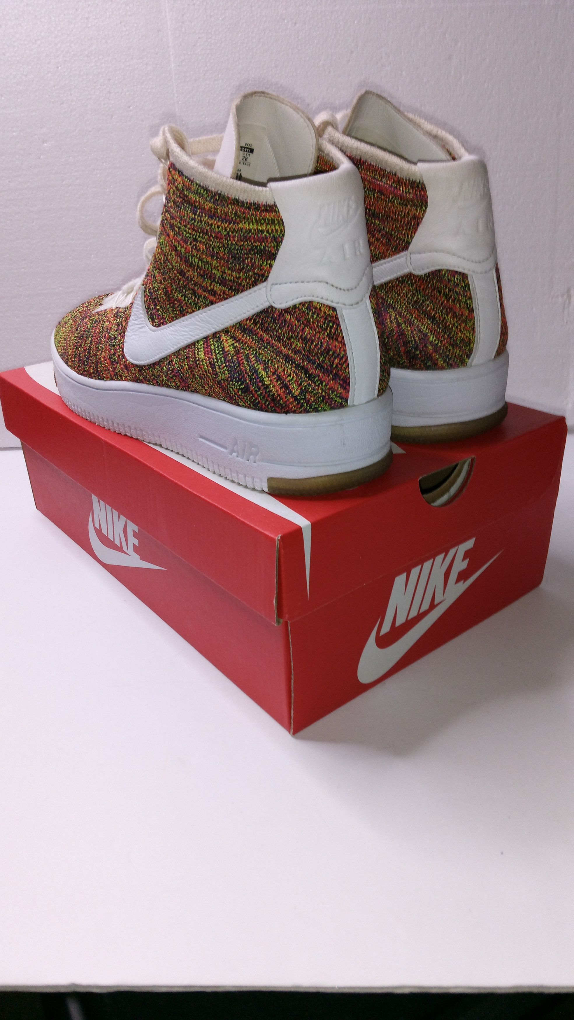 Nike Nike Air Force 1 High Flyknit Size US 10 / EU 43 - 3 Thumbnail