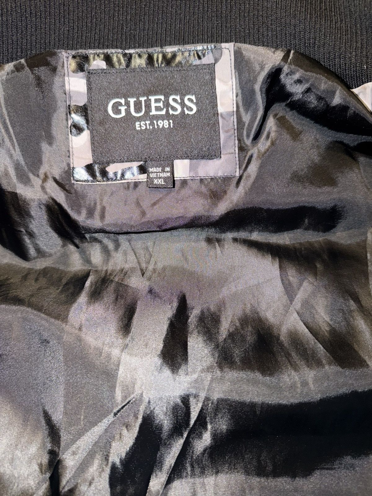 Guess Guess Men’s Puffer Jacket Black Camouflage Pattern Size XXL Size US XXL / EU 58 / 5 - 3 Thumbnail