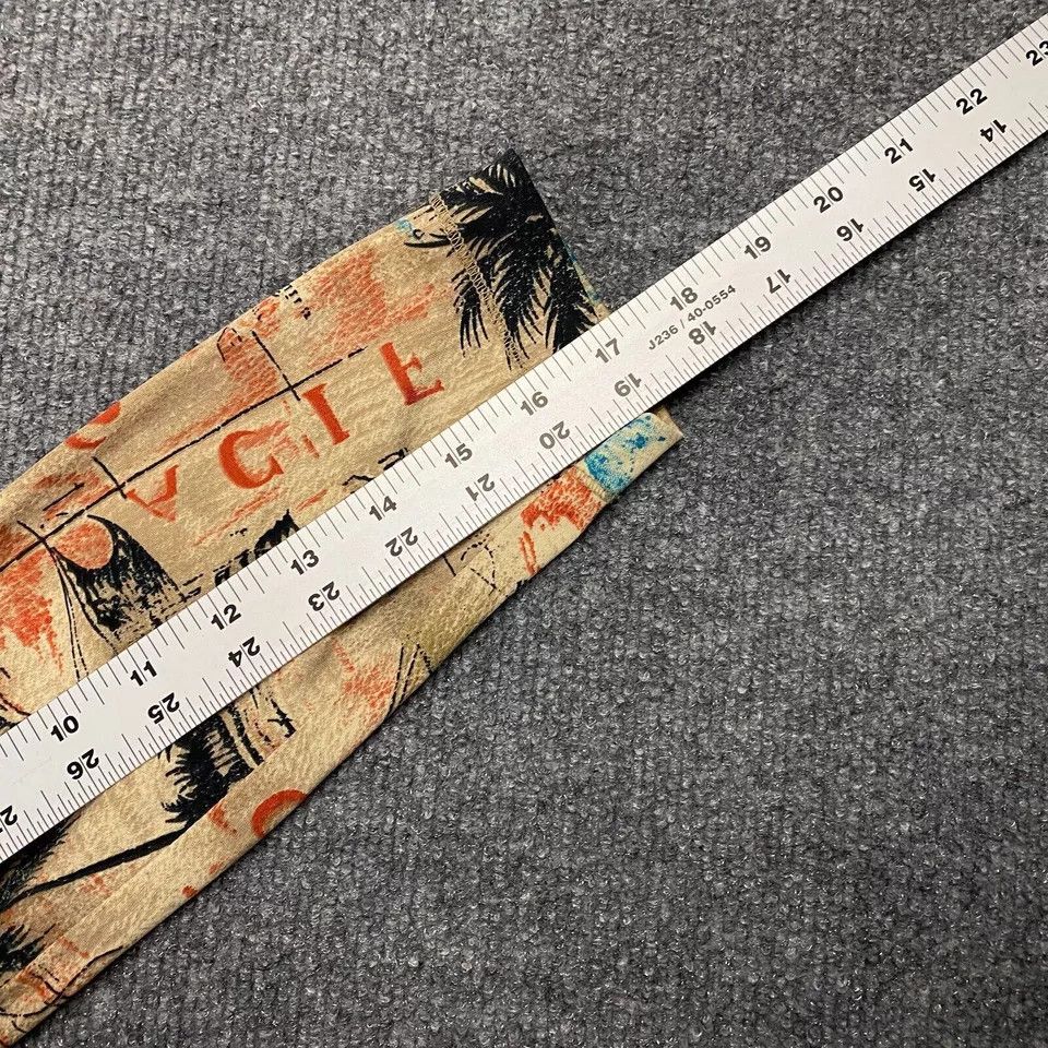Chicos Chico's Top Womens Size 2 Beige All Over Print Map Hawaii Size XS / US 0-2 / IT 36-38 - 6 Thumbnail