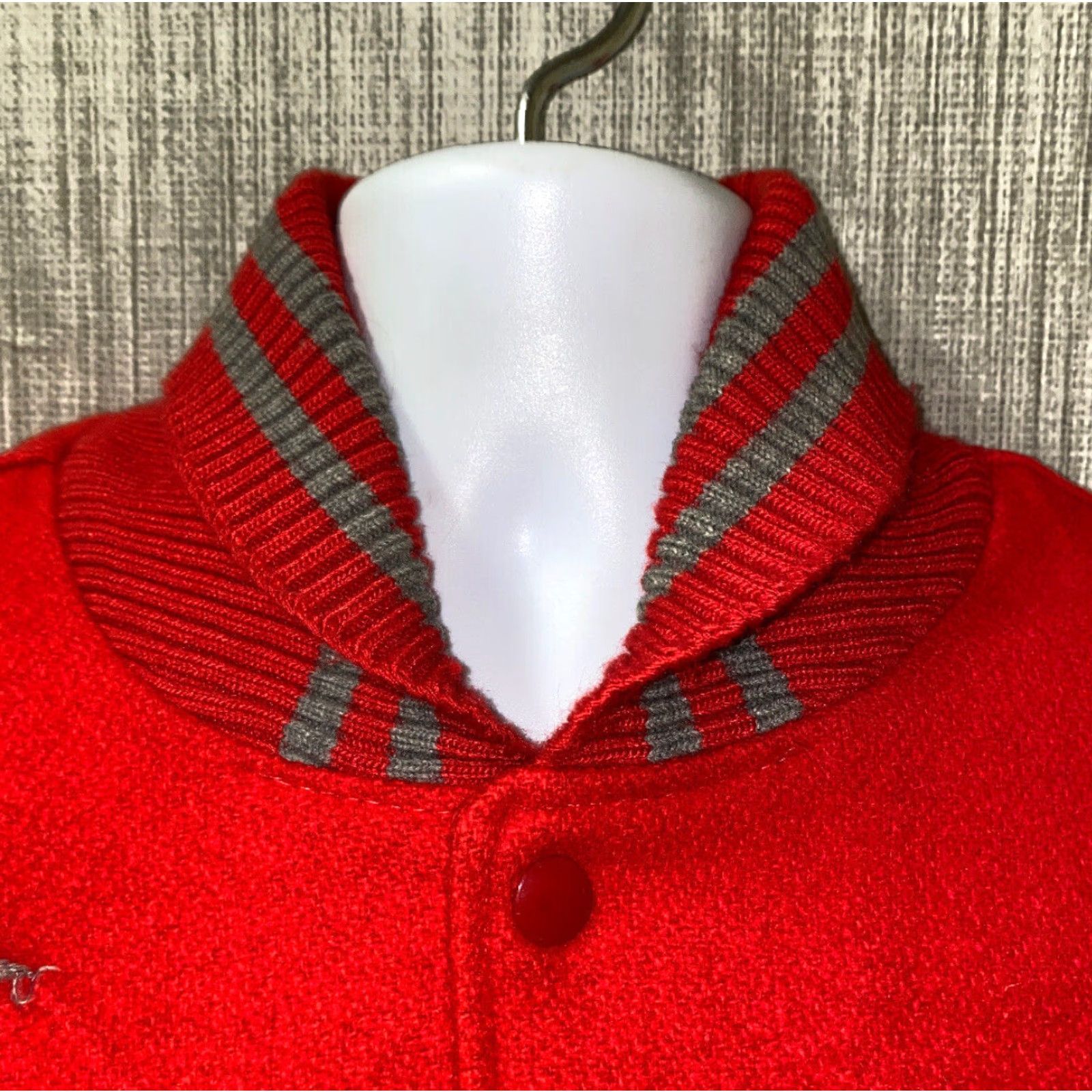 Vintage Vtg Delong Mens Red Quilt Lined Snap Button Front Varsity Jacket Size 54 Size US L / EU 52-54 / 3 - 3 Thumbnail