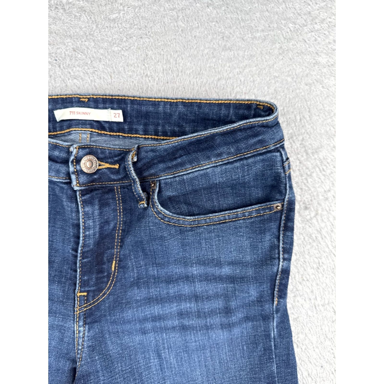Levi's Levi's Jeans Shorts Women 27 Blue Denim Cut-Off 711 Skinny Cotton Blend Zip 27x6 Short Womens 27 Blue Denim Cut-Off 80s Cross Vintage: No Size 27" / US 4 / IT 40 - 5 Thumbnail