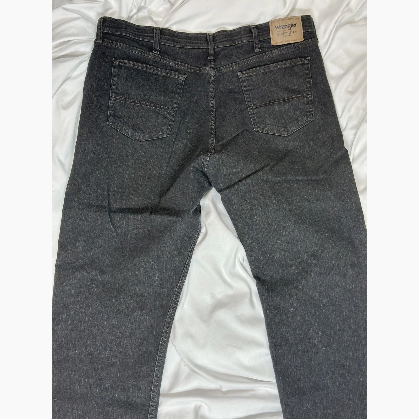 Other Wrangler Authentics Regular Fit Jean Storm Mens 40 x 30 Size US 40 / EU 56 - 16 Thumbnail