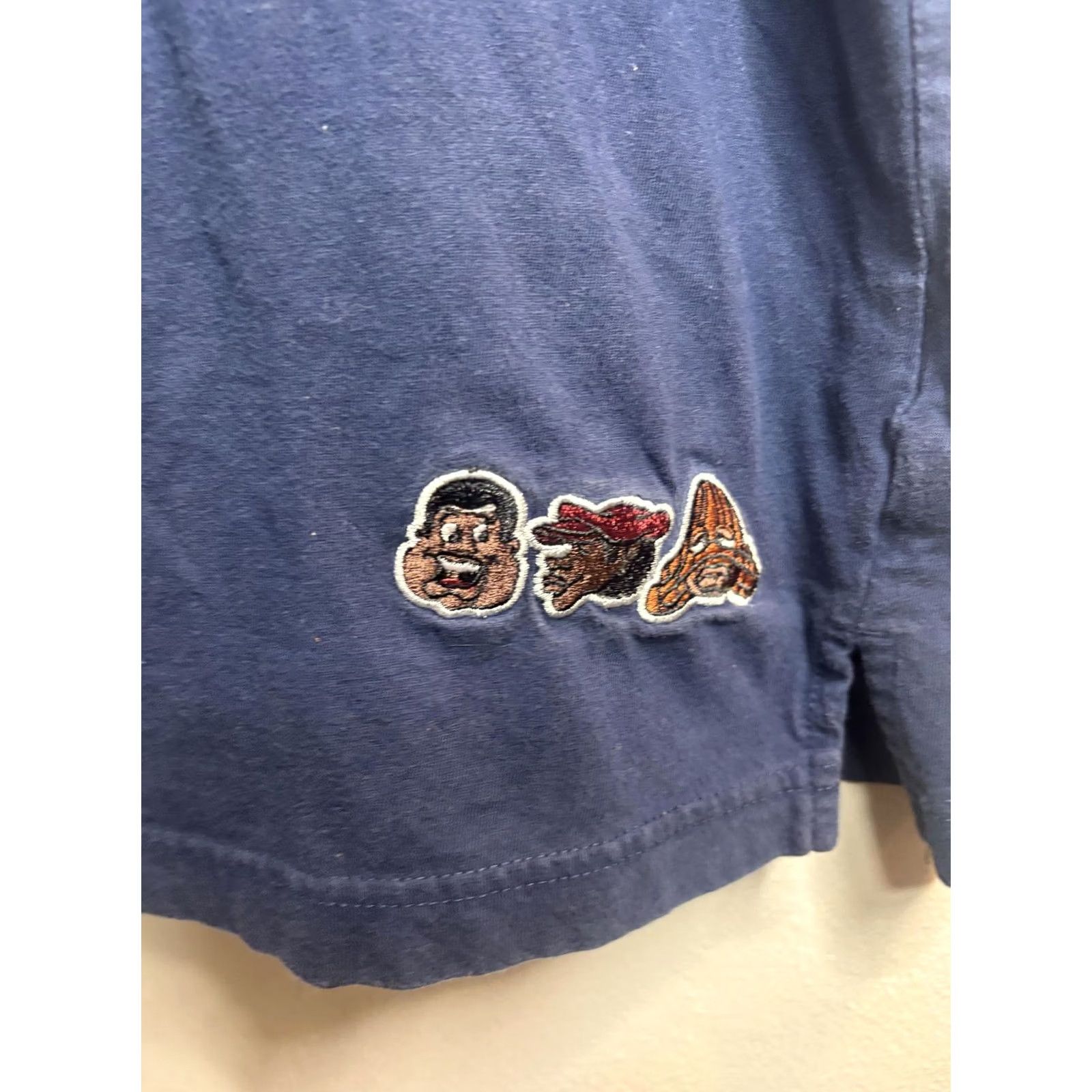Fubu VINTAGE Platinum FUBU Shirt Mens L Blue Henley Short Sleeve Embroidered Patch Logo Size US L / EU 52-54 / 3 - 2 Thumbnail