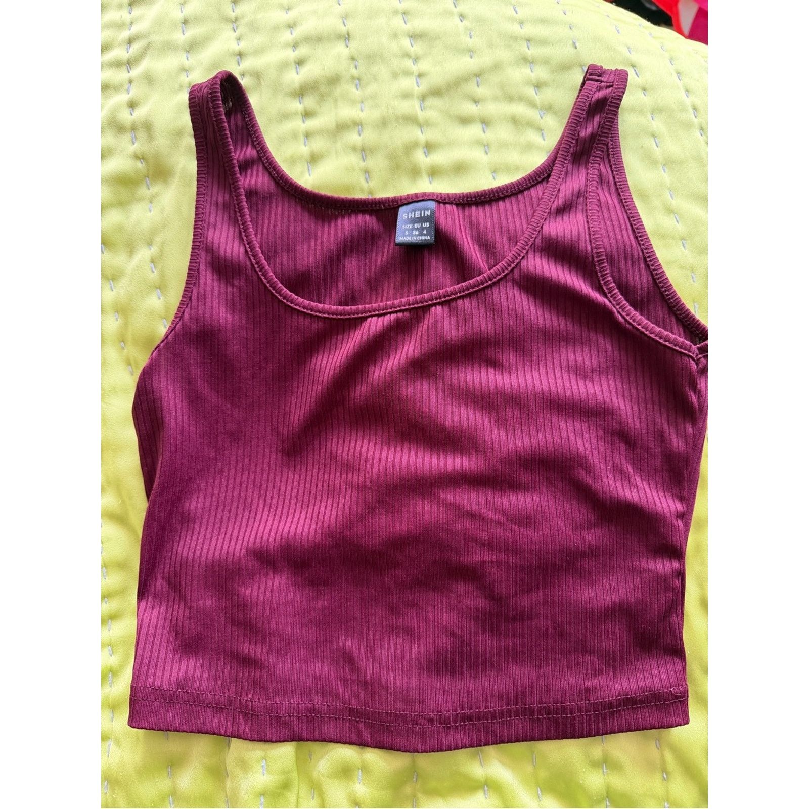 Shein SHEIN Maroon Ribbed Crop Tank Top Size Small EUC Size S / US 4 / IT 40 - 1 Thumbnail