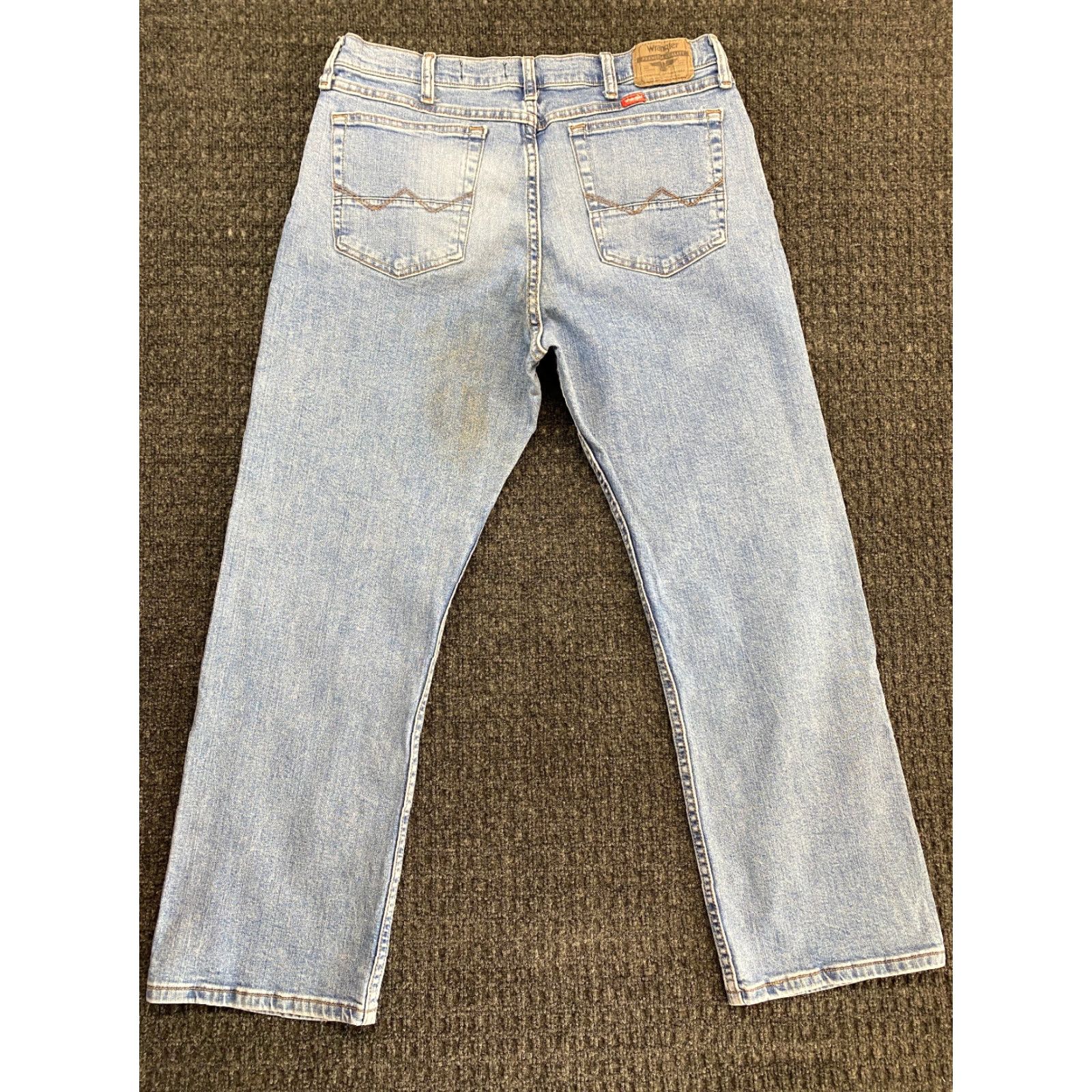 Wrangler Wrangler Jeans Boots Cut Relaxed Distressed Light Blue 36 x 29 Cowboy Five Star 1098RBWDN Mens Regular Jeans Size US 36 / EU 52 - 2 Thumbnail