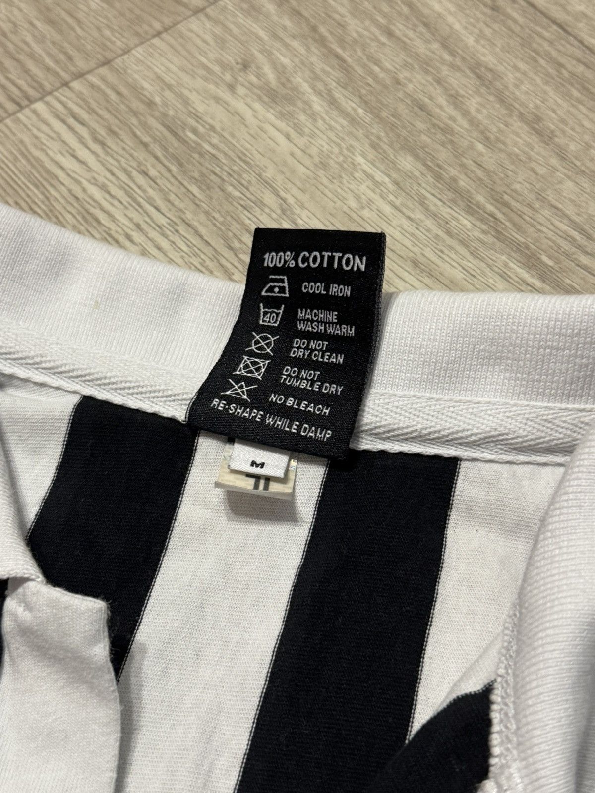 Vintage 🔷Retro Juventus 1984/85 Soccer jersey🔷 Size US M / EU 48-50 / 2 - 5 Thumbnail