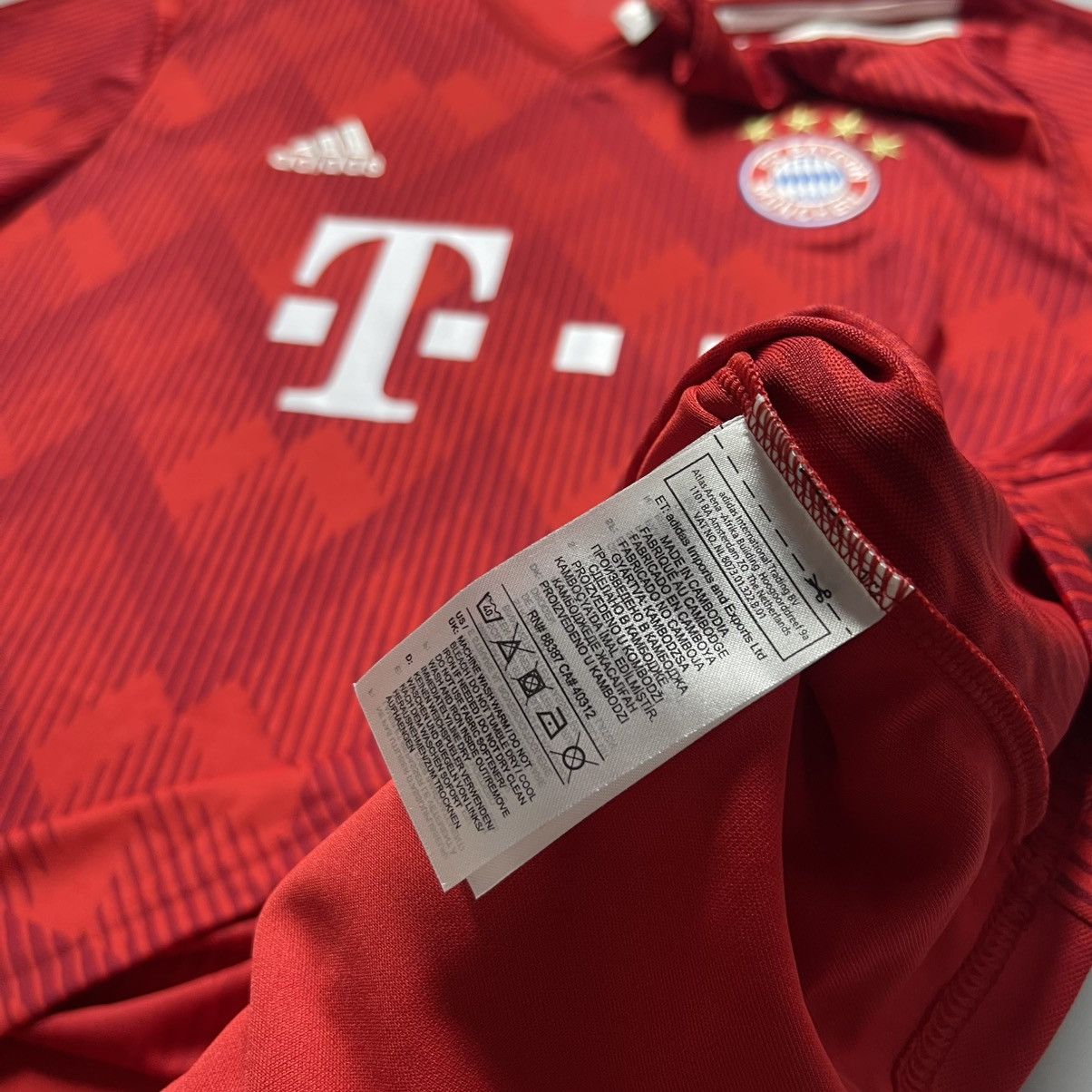 Vintage BAYERN ADIDAS 2018/2019 FOOTBALL HOME JERSEY #40 STILLER Size US XXL / EU 58 / 5 - 9 Thumbnail