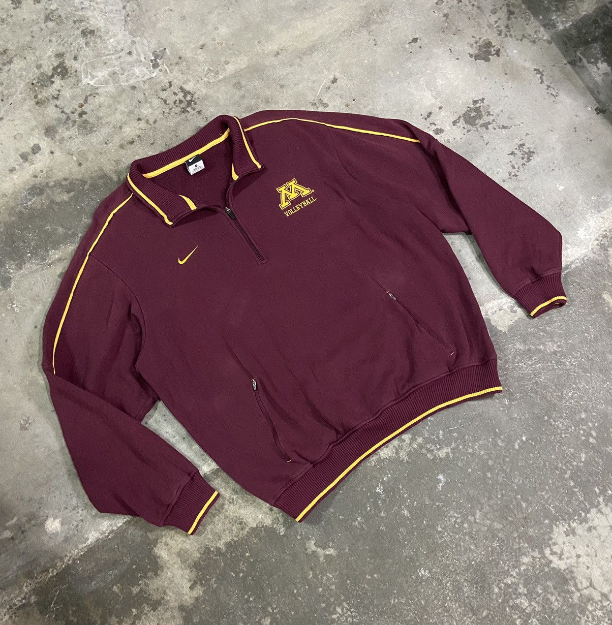 Nike × Vintage Vintage Y2K Nike Minosotta Half Zipped Sweater Size US L / EU 52-54 / 3 - 2 Thumbnail