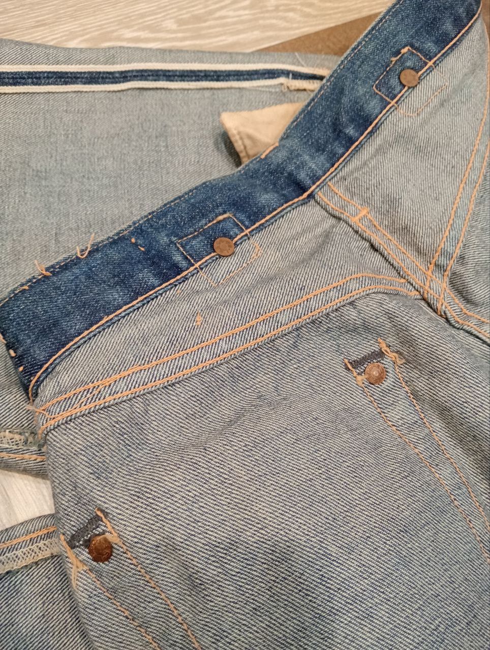 Levi's Vintage Clothing LEVI'S VINTAGE 501 CAPITAL E SELVEDGE JEANS Size US 31 - 14 Thumbnail
