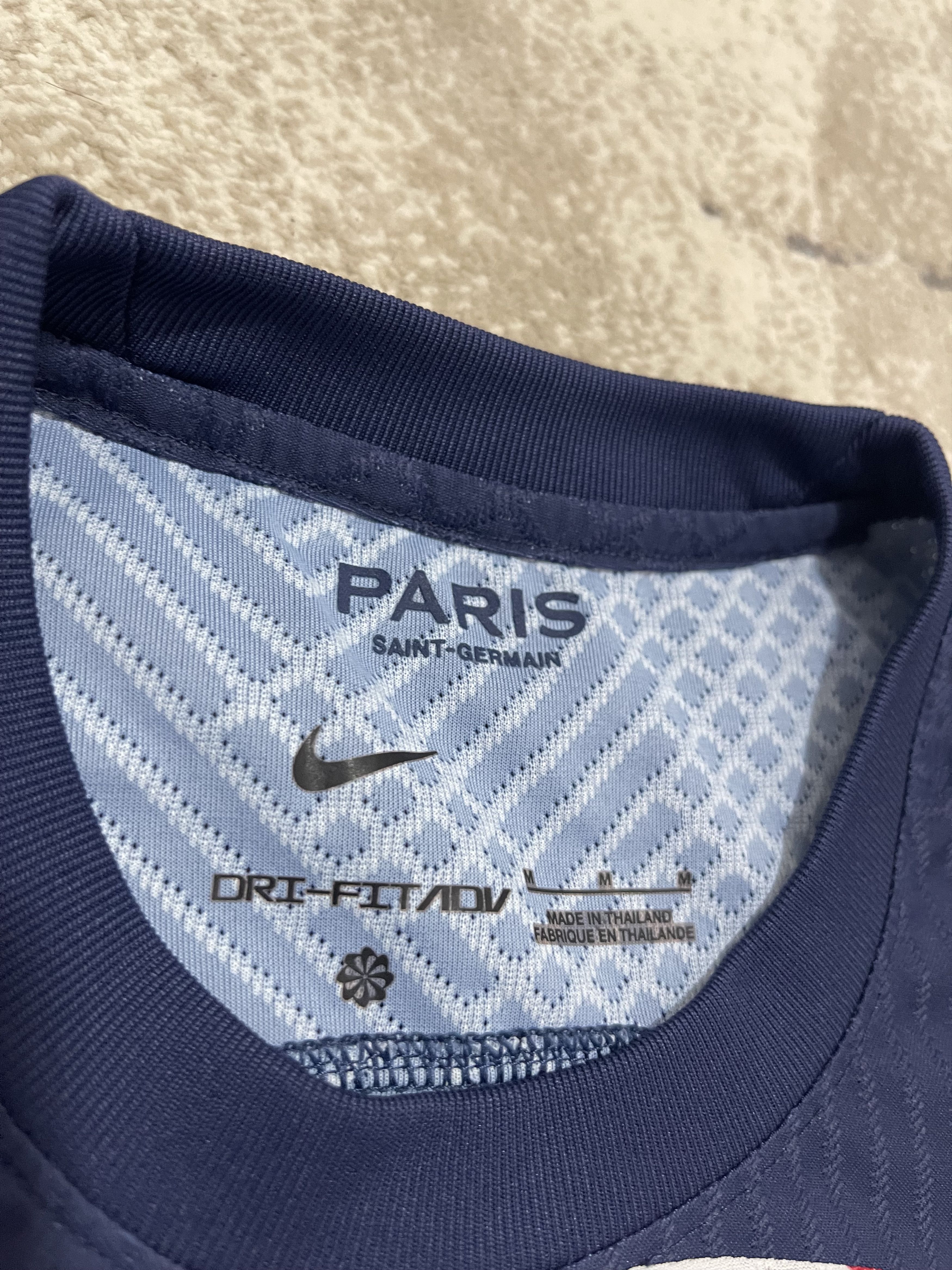 Nike PSG Nike Home Jersey 2022/23 Size M Size US M / EU 48-50 / 2 - 4 Thumbnail