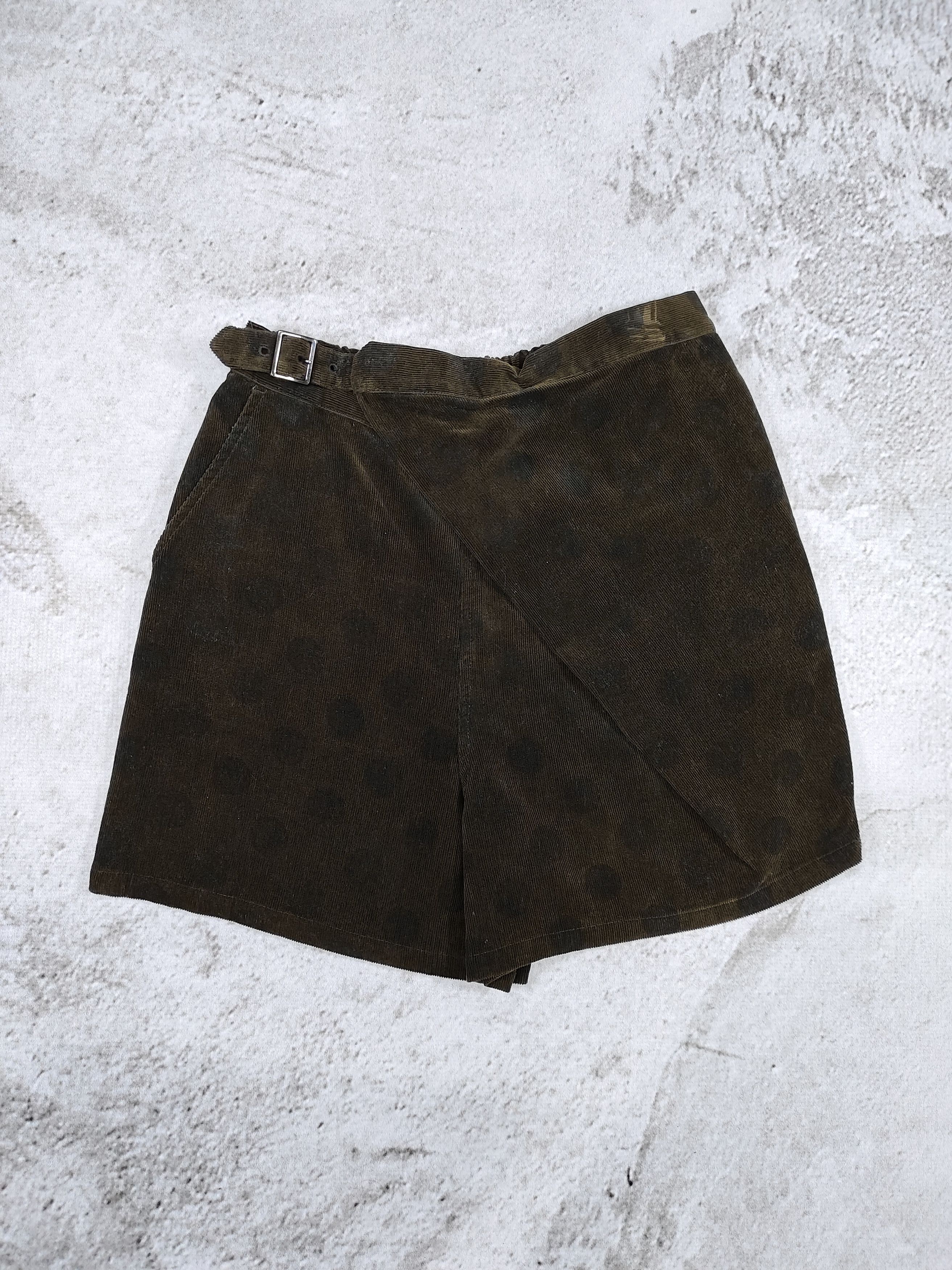 gomme Gomme🇯🇵 Asymmetric Wrap Corduroy Polkadot Culotte Short Size 30" / US 8 / IT 44 - 1 Thumbnail