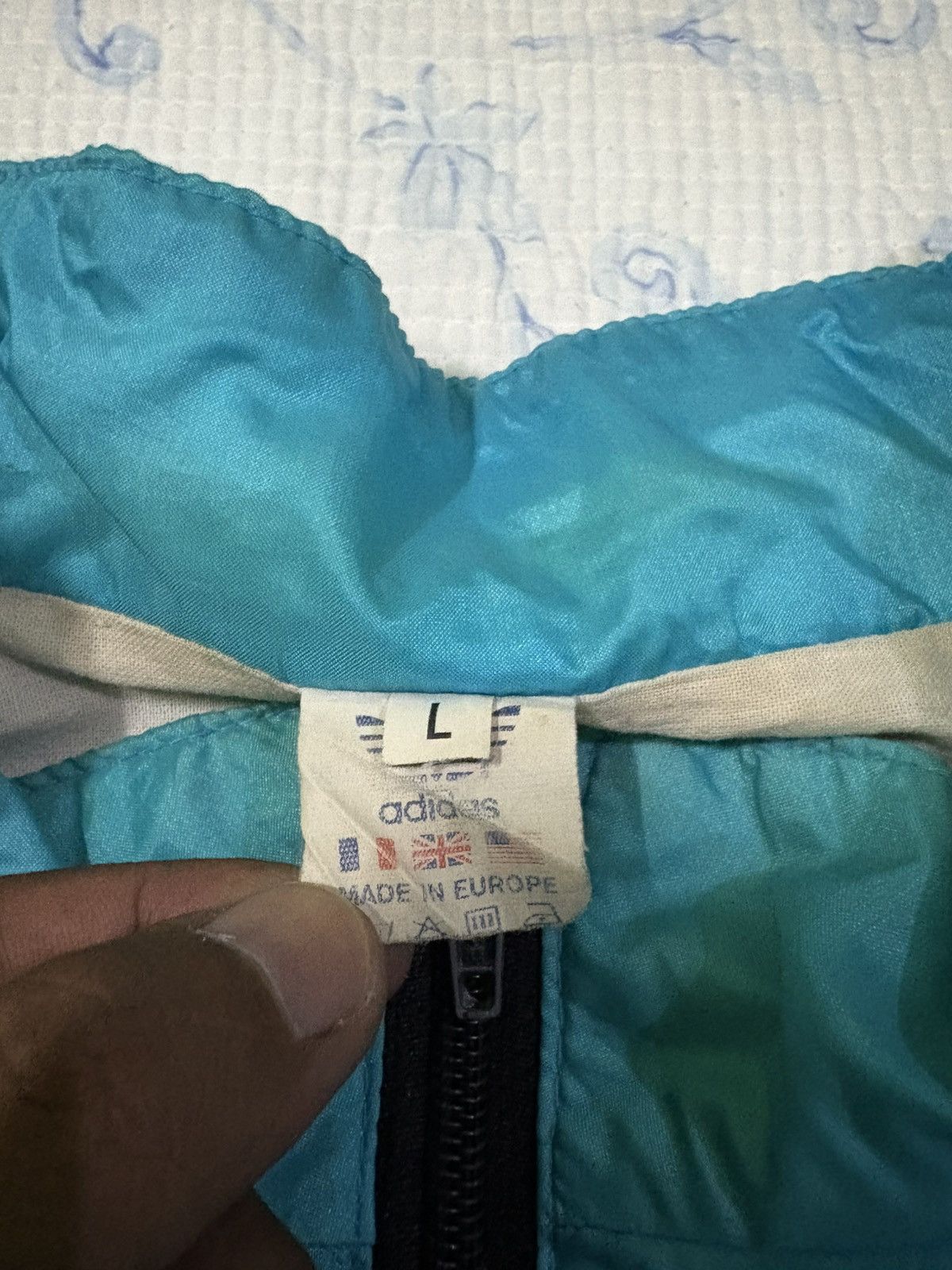 Adidas Vintage Adidas Windbreaker Light Jacket Size US S / EU 44-46 / 1 - 12 Thumbnail