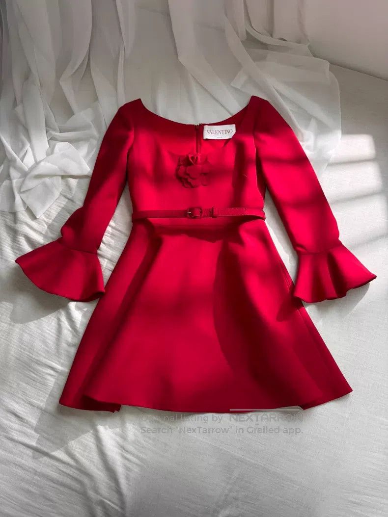 Valentino Valentino Flared sleeve dress Size XS / US 0-2 / IT 36-38 - 1 Thumbnail