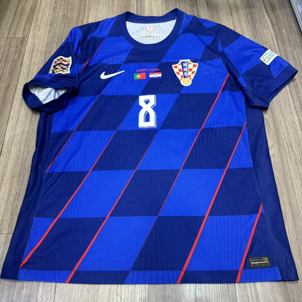 Nike Croatia 24/25 player issue away shirt #8 Kovacic Size US XL / EU 56 / 4 - 1 Thumbnail