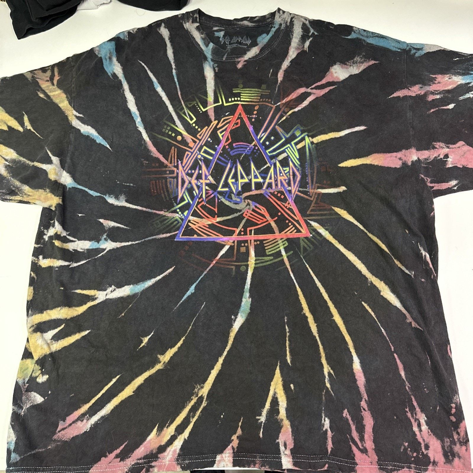 Def Leppard Def Leppard Multicolor T Shirt Mens Size Large Size US L / EU 52-54 / 3 - 1 Thumbnail