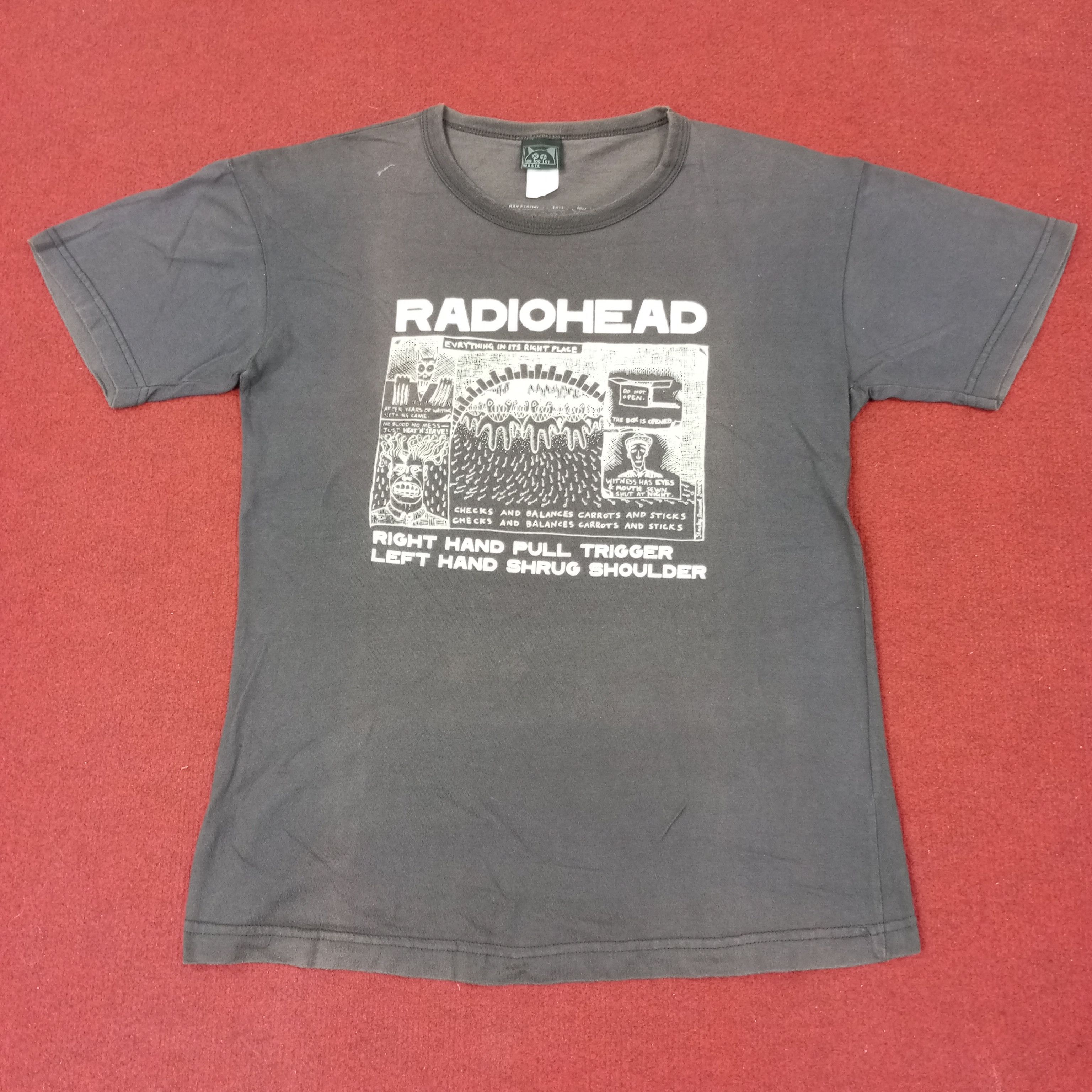 Band Tees Radiohead Rock Band Music Tshirt c249n38 Size US M / EU 48-50 / 2 - 1 Thumbnail