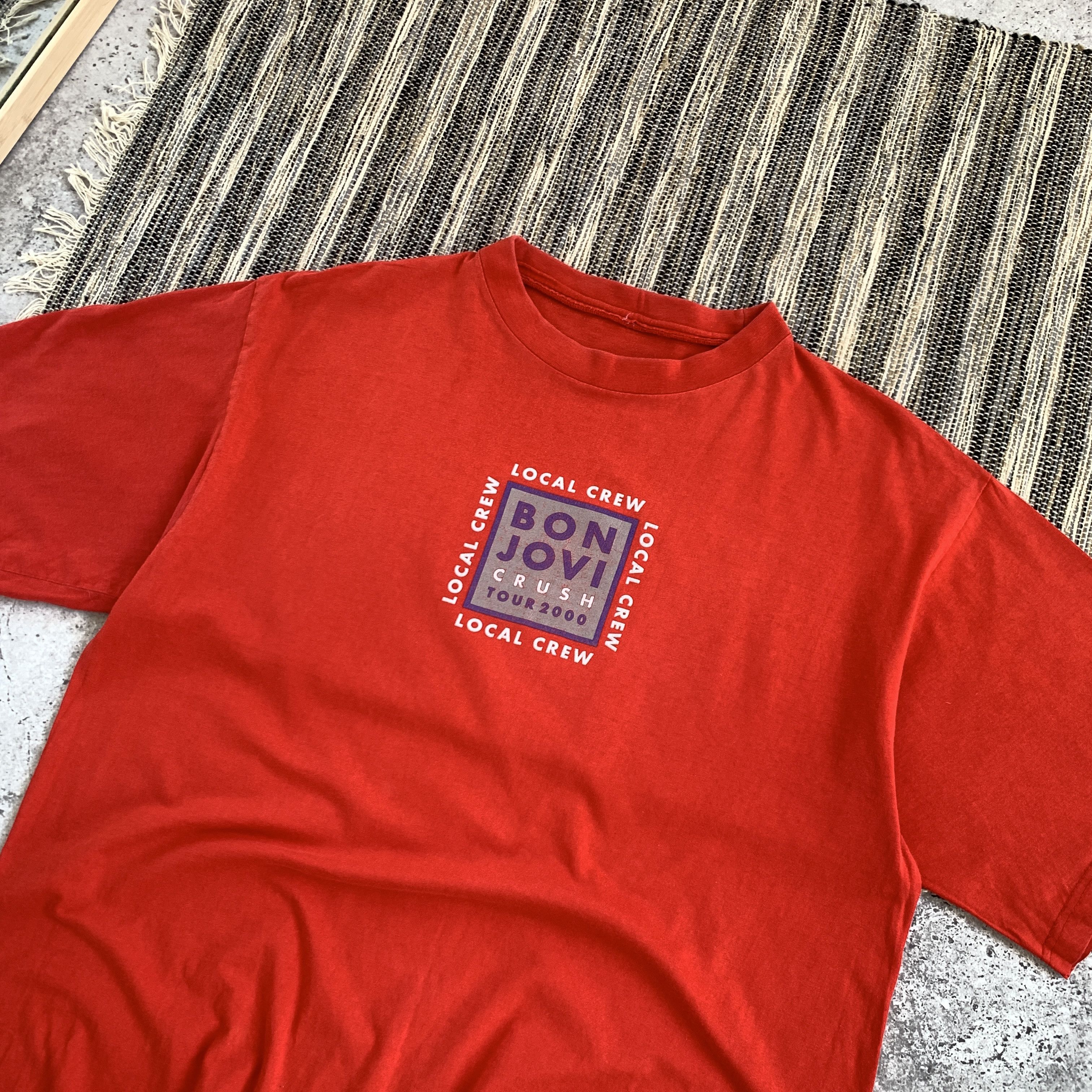 Band Tees Vintage Bon Jovi 2000 Tour Red Graphic Tee Shirt Size US XL / EU 56 / 4 - 5 Thumbnail